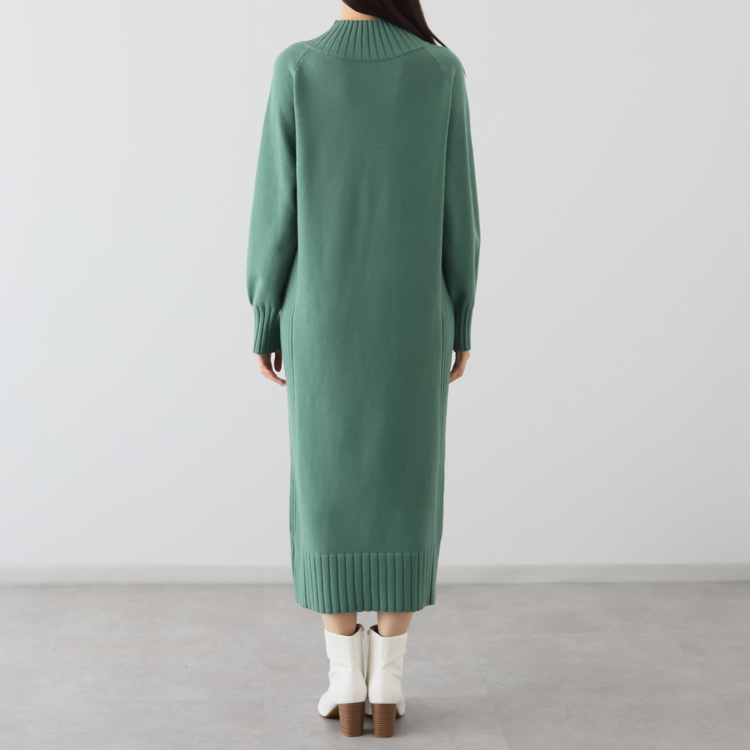 エムズ　スタイル ボタンアクセント リブ編切替デザイン ニットワンピース