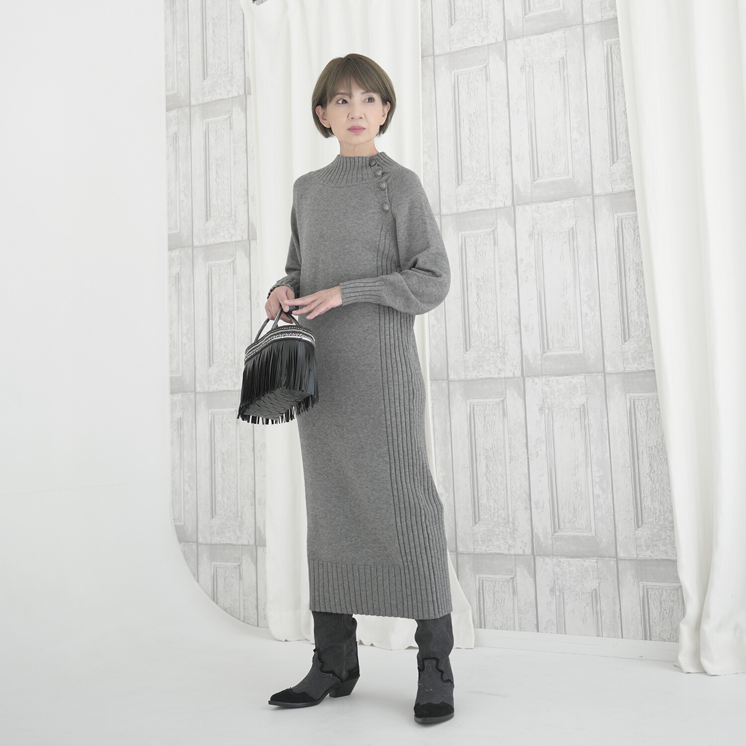 エムズ　スタイル ボタンアクセント リブ編切替デザイン ニットワンピース