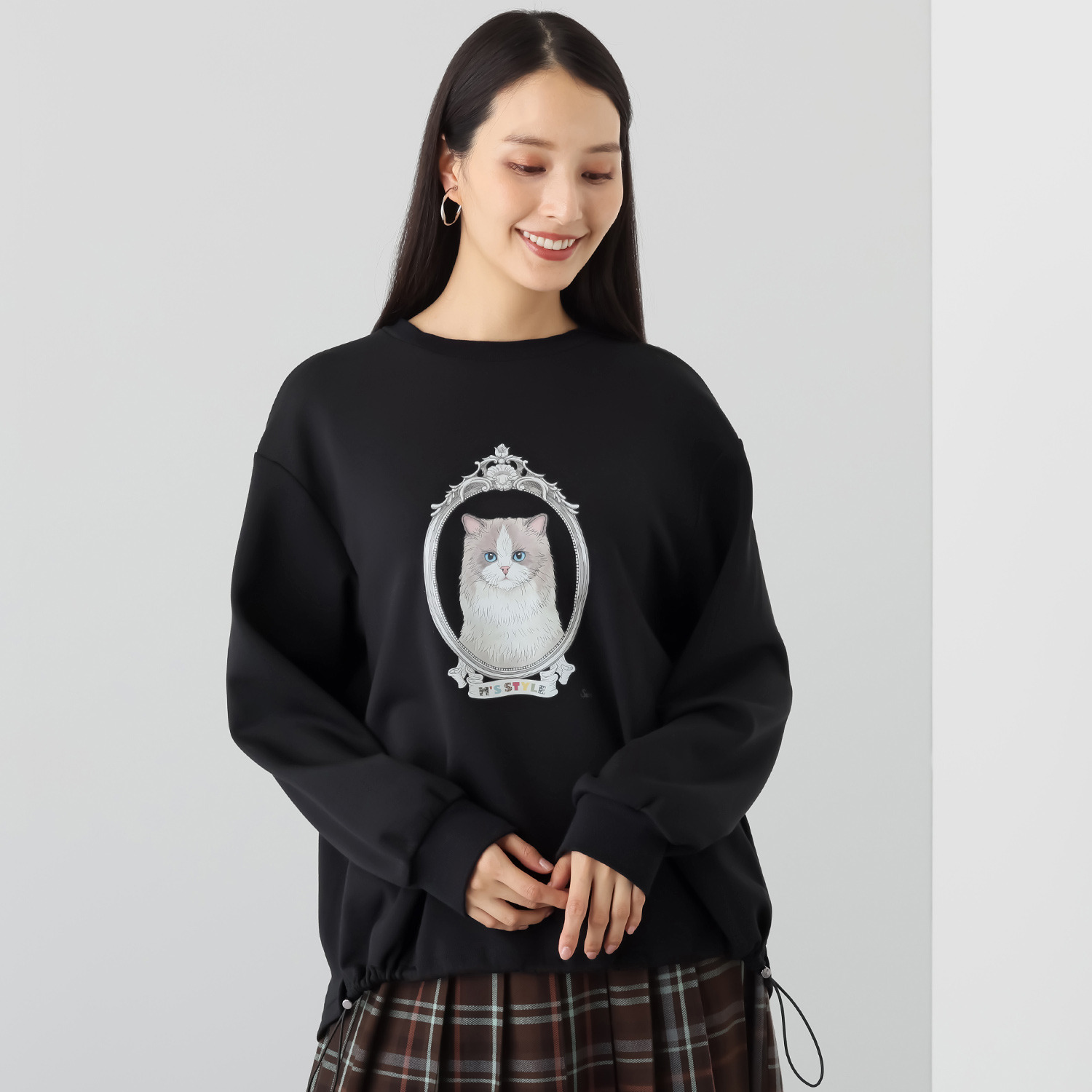 エムズ　スタイル ライトダンボール キャットプリント デザインプルオーバー