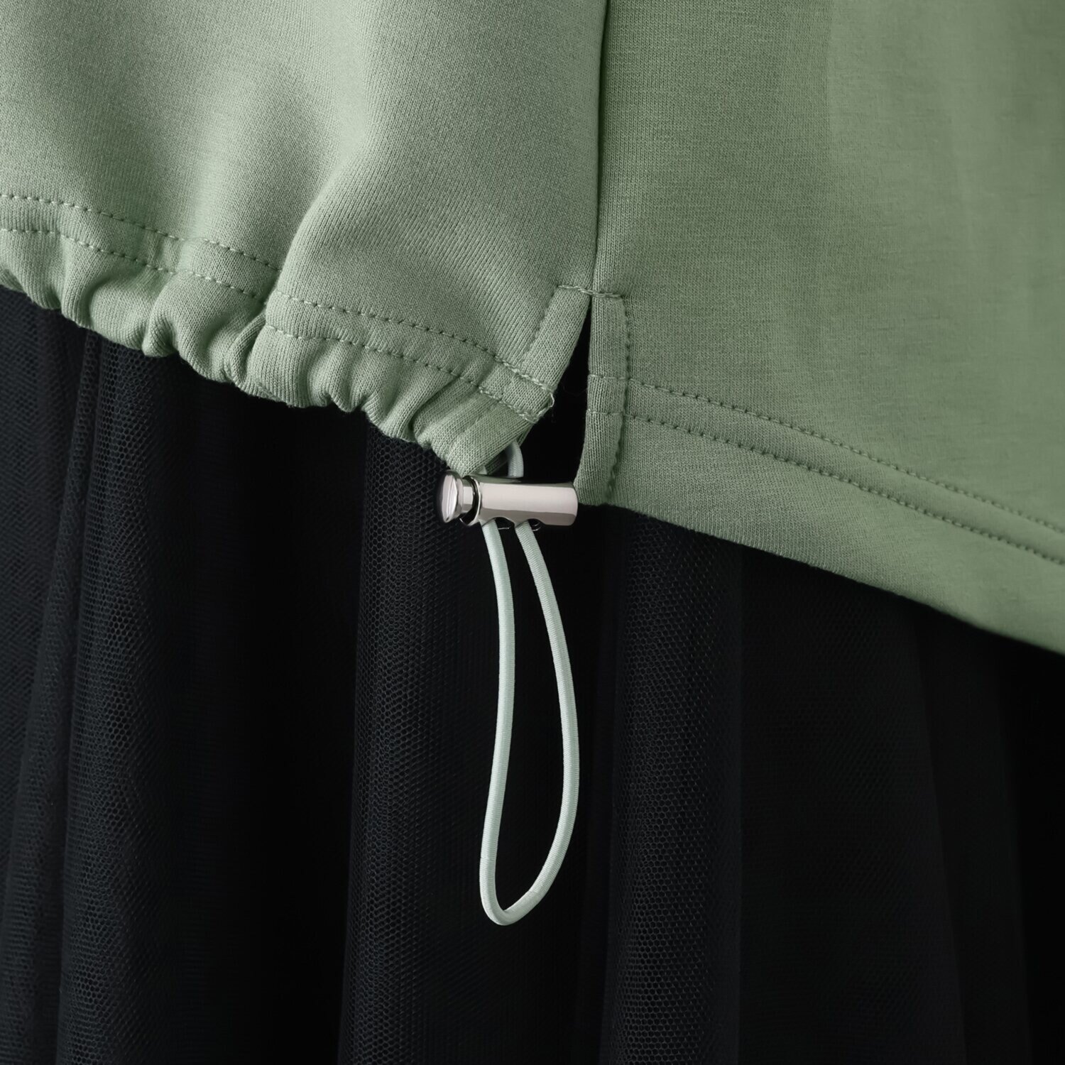 エムズ　スタイル ライトダンボール キャットプリント デザインプルオーバー