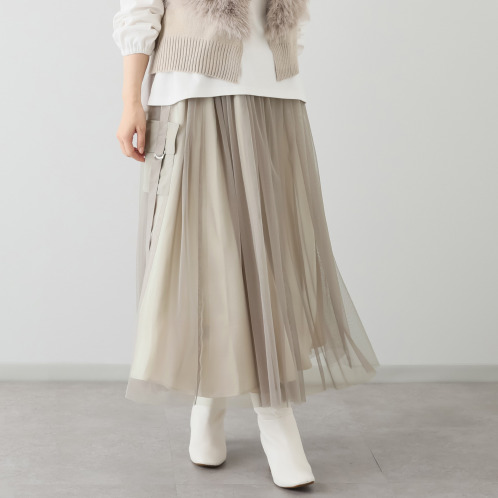 ラビジュア　ふわっとエアリー　つやっと透明感　フェミニンカーゴ　リラックススカート