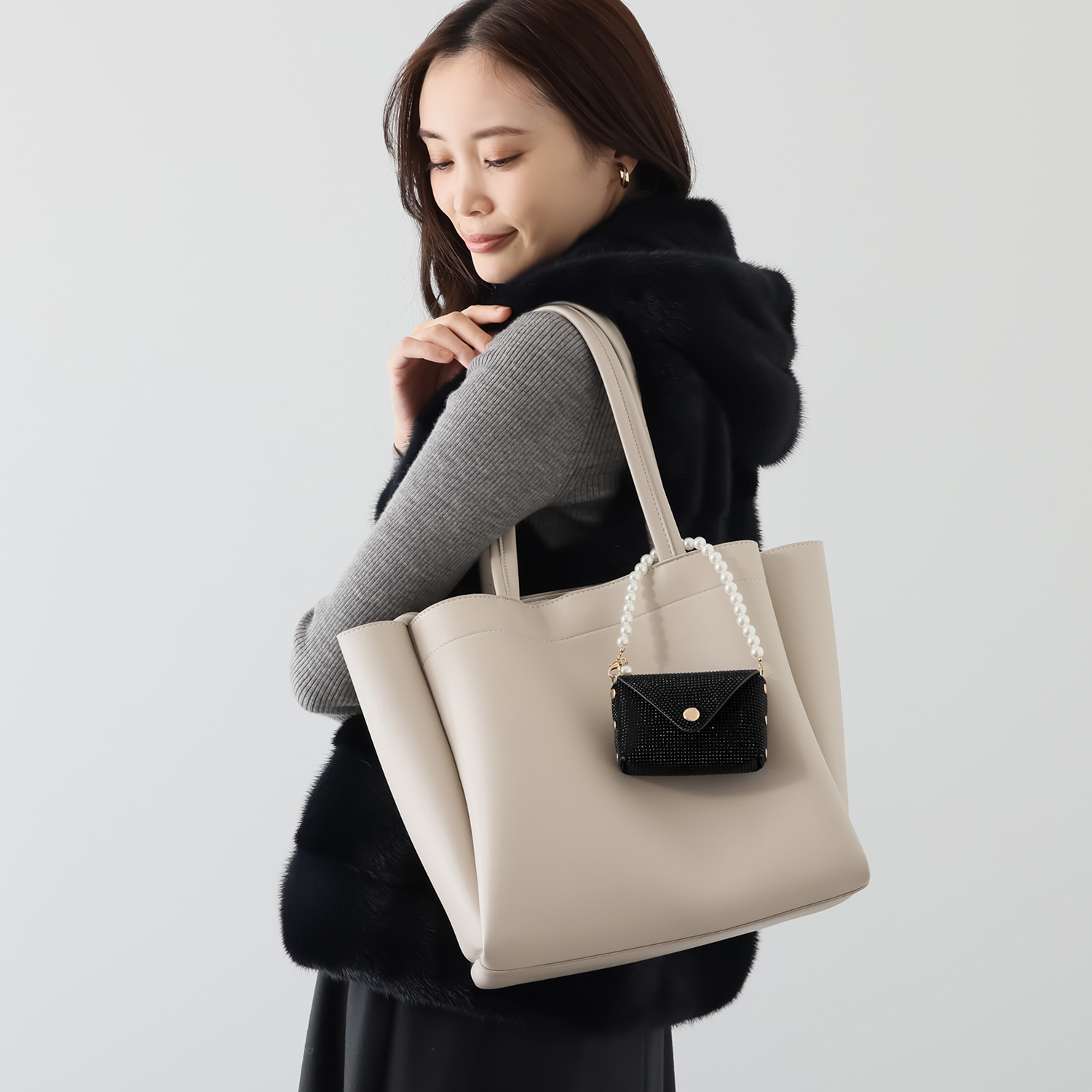 エスアンドアール ブラックビジュウ キラキラミニバッグ