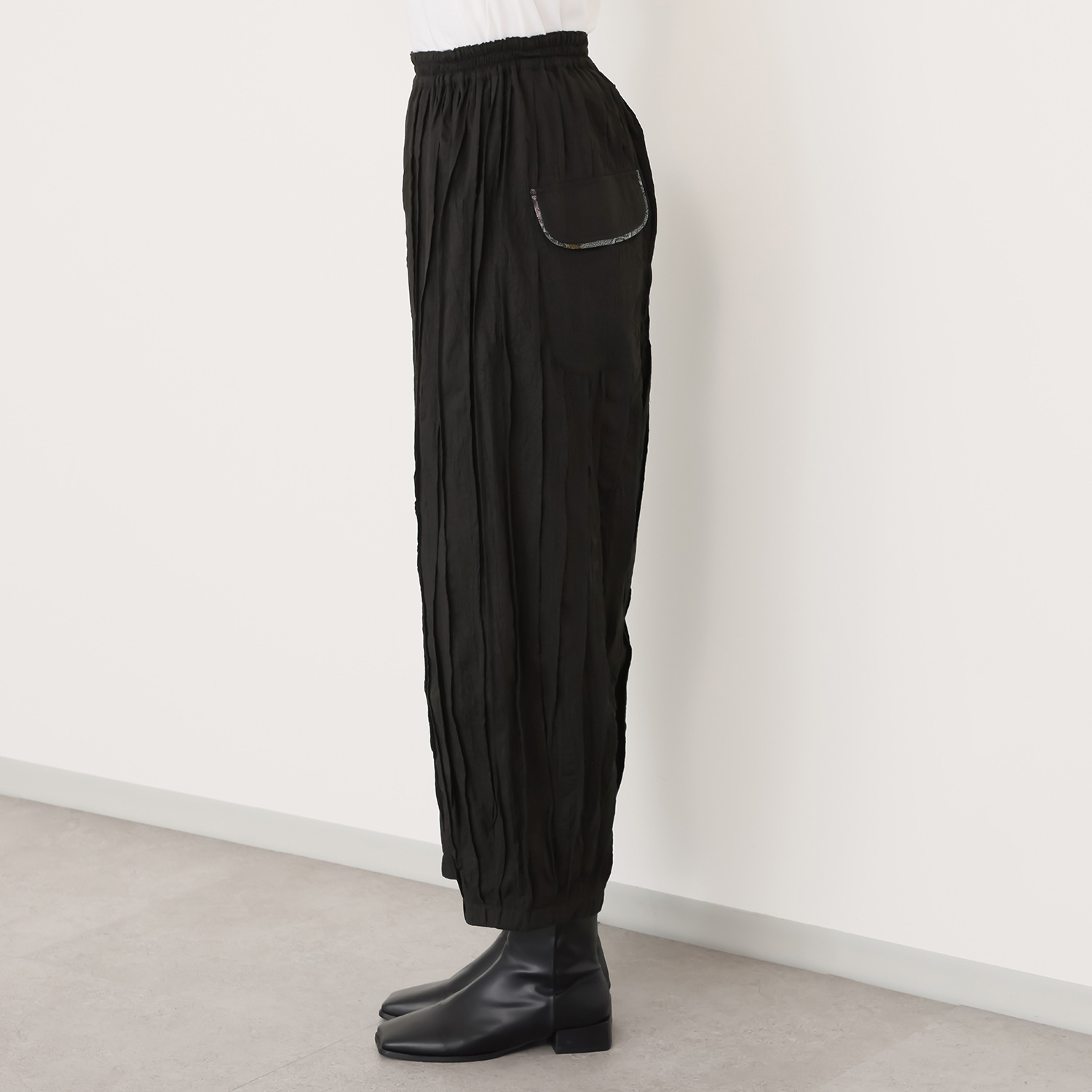 創作りょう タックいっぱいパンツ