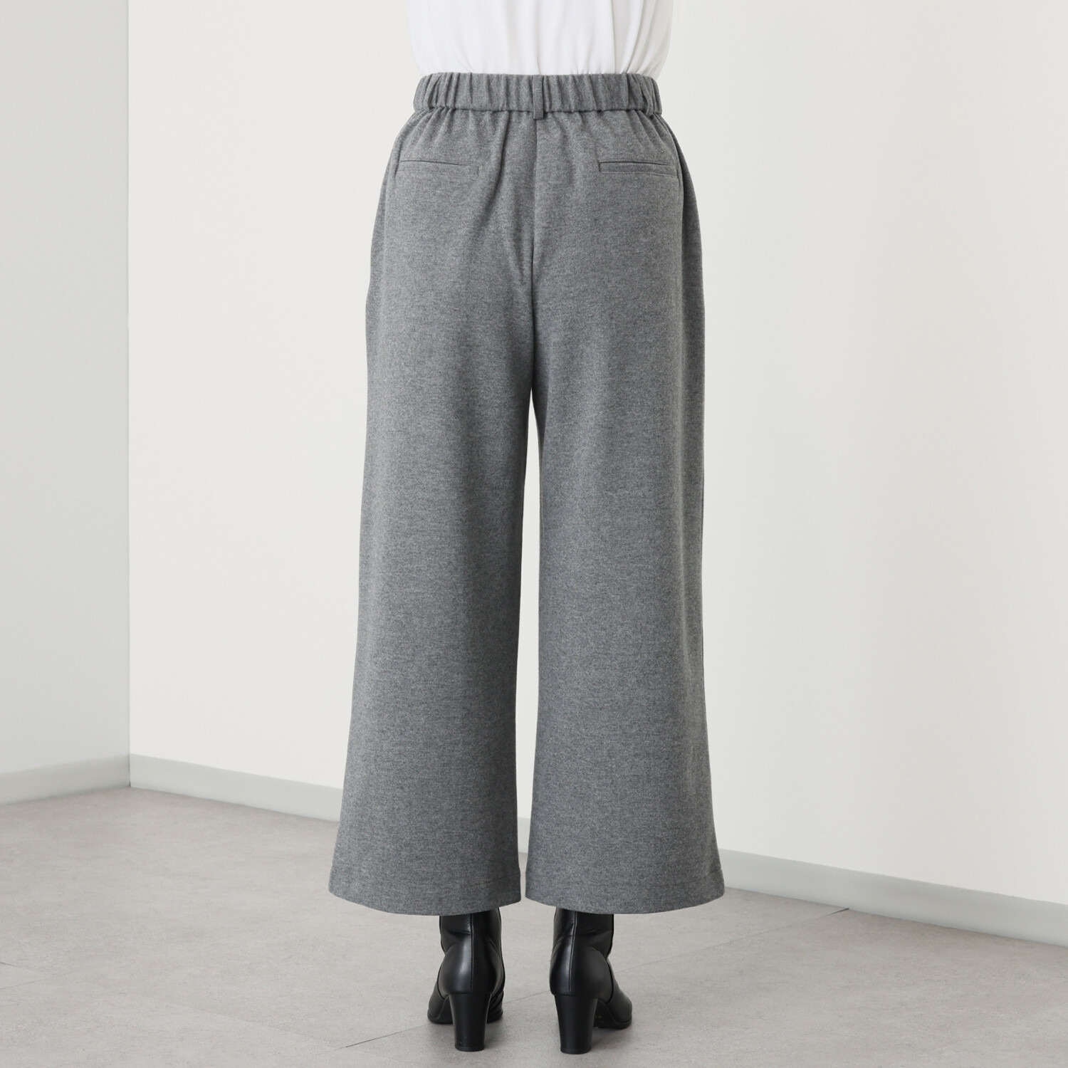 ルナリア 包まれたい心地良さ！ コットン混 タックワイドパンツ