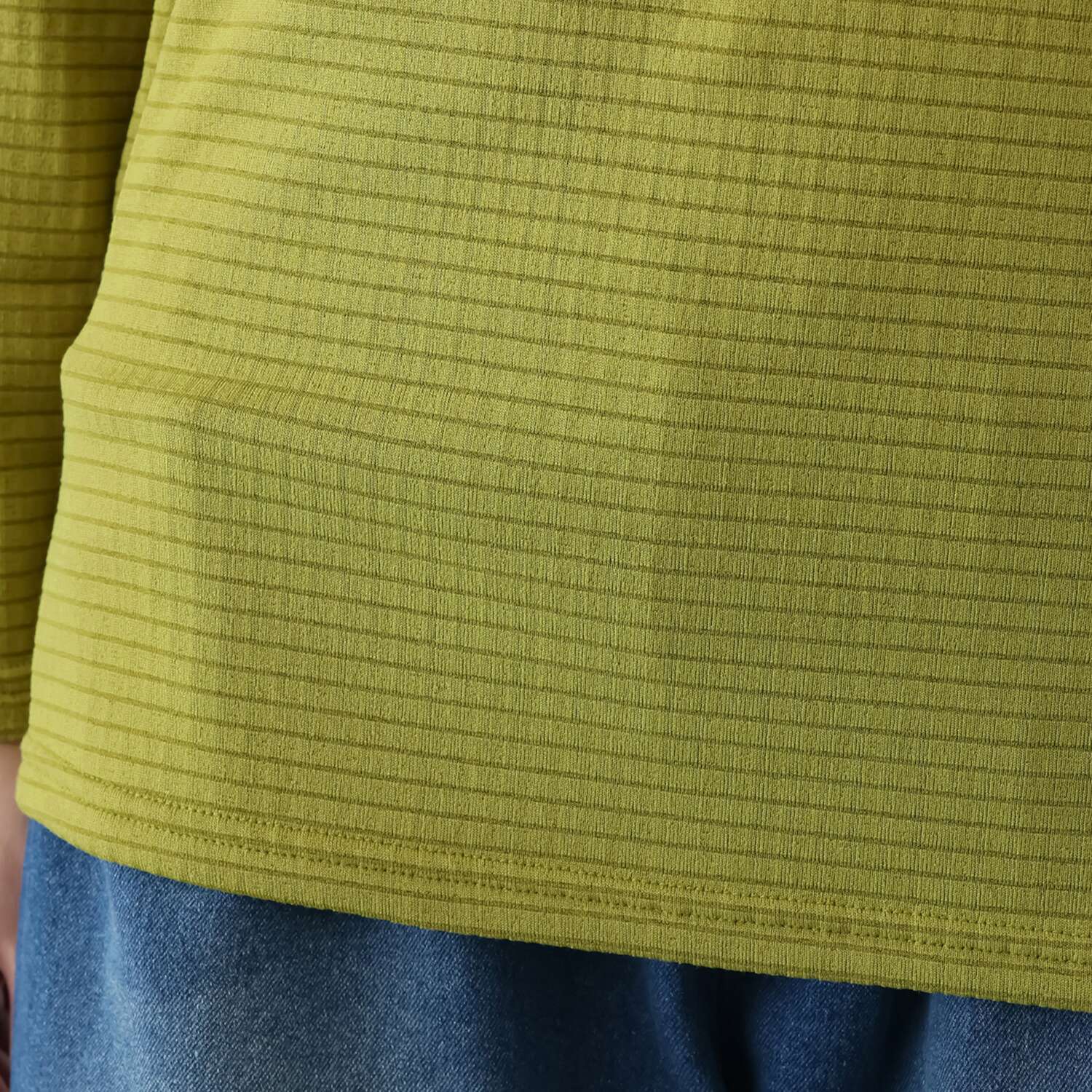 アンドフィールド ＵＶカット・吸湿発熱 ブロッキング起毛 プルオーバー