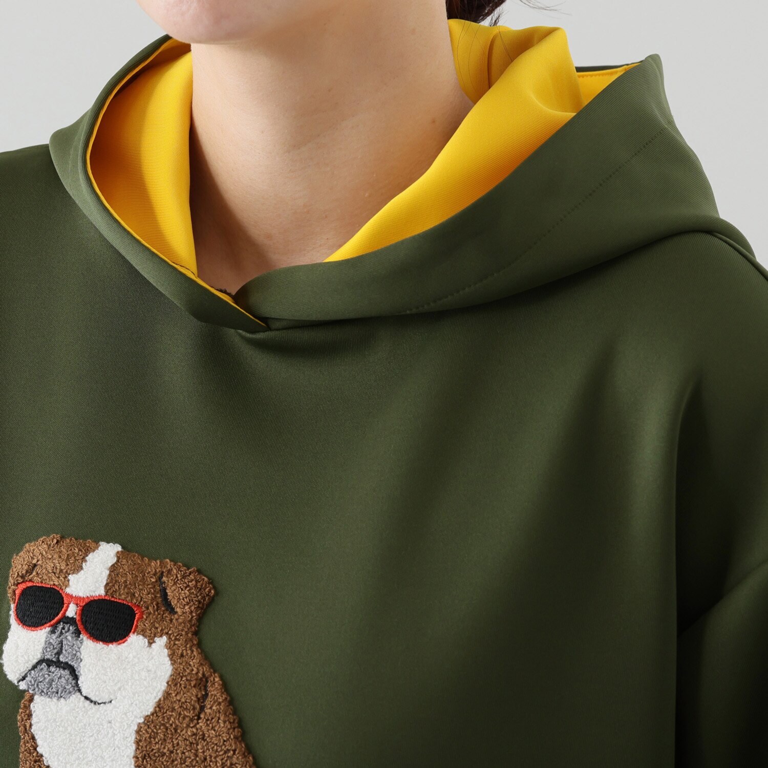 イクシーズ お顔映えする スタンドフード プルオーバー