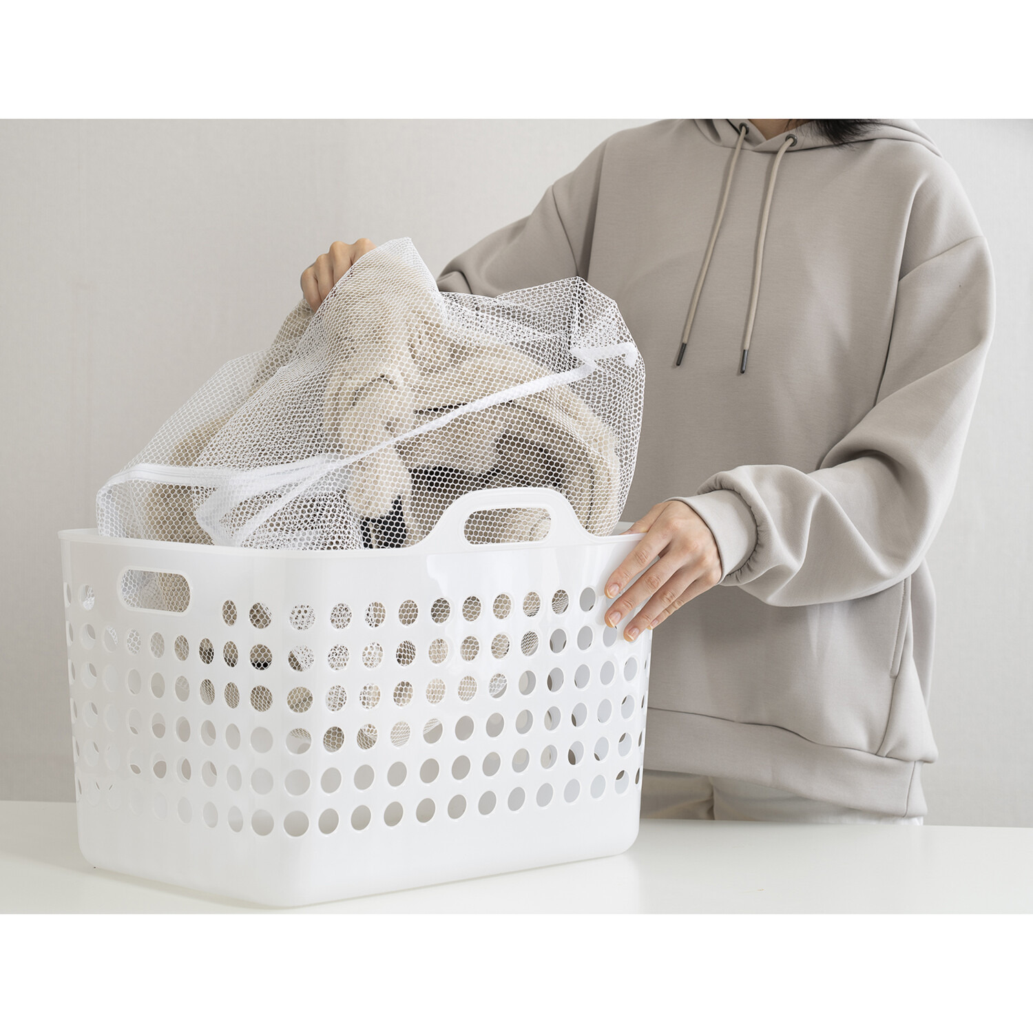 クワッズ 寒い冬の必需品 １枚４役！ 思わず触りたくなる ふわもことろける あったか電気毛布 ＱＳ４３３