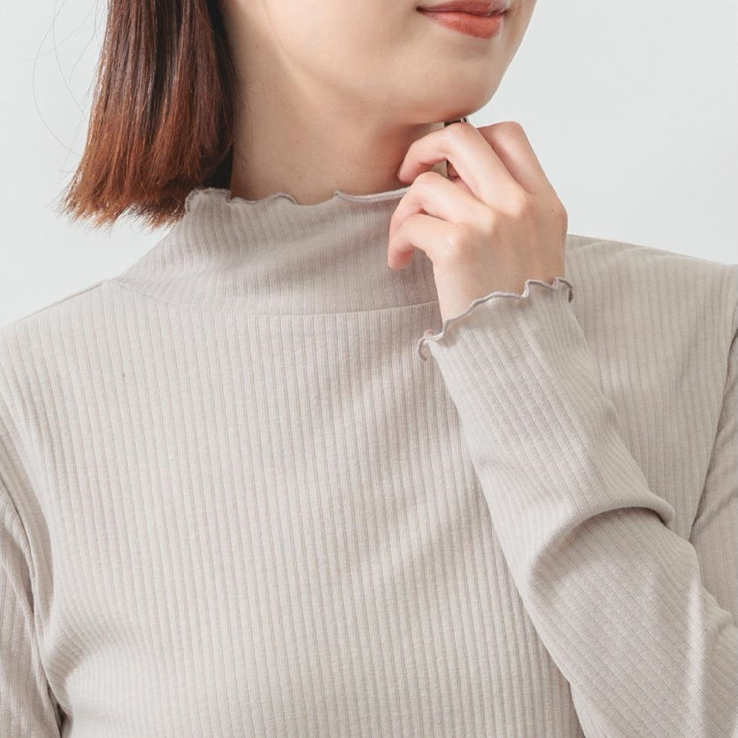 エムエムオー メロウハイネック リブニット プルオーバー