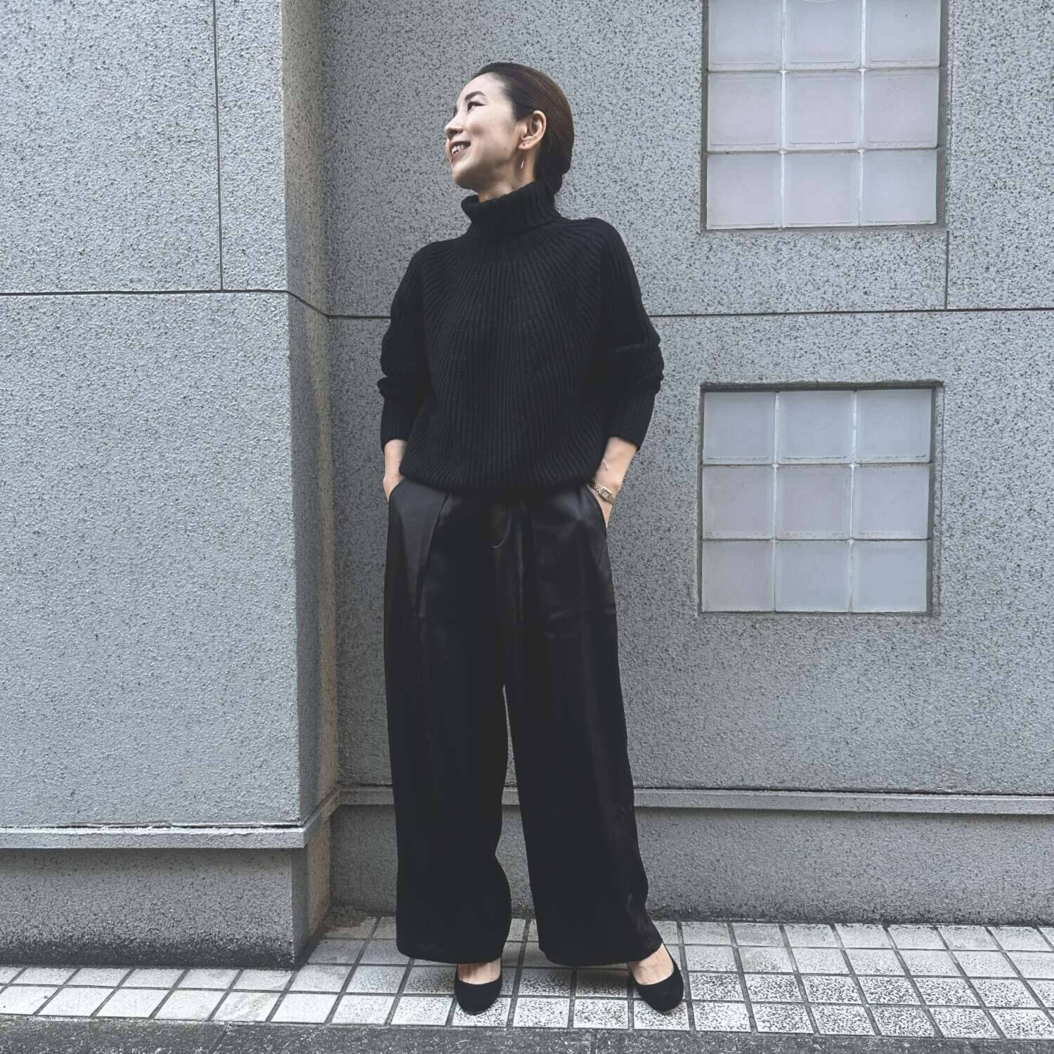 タマミ　ワタナベ ハイネック クリームシューニット プルオーバー