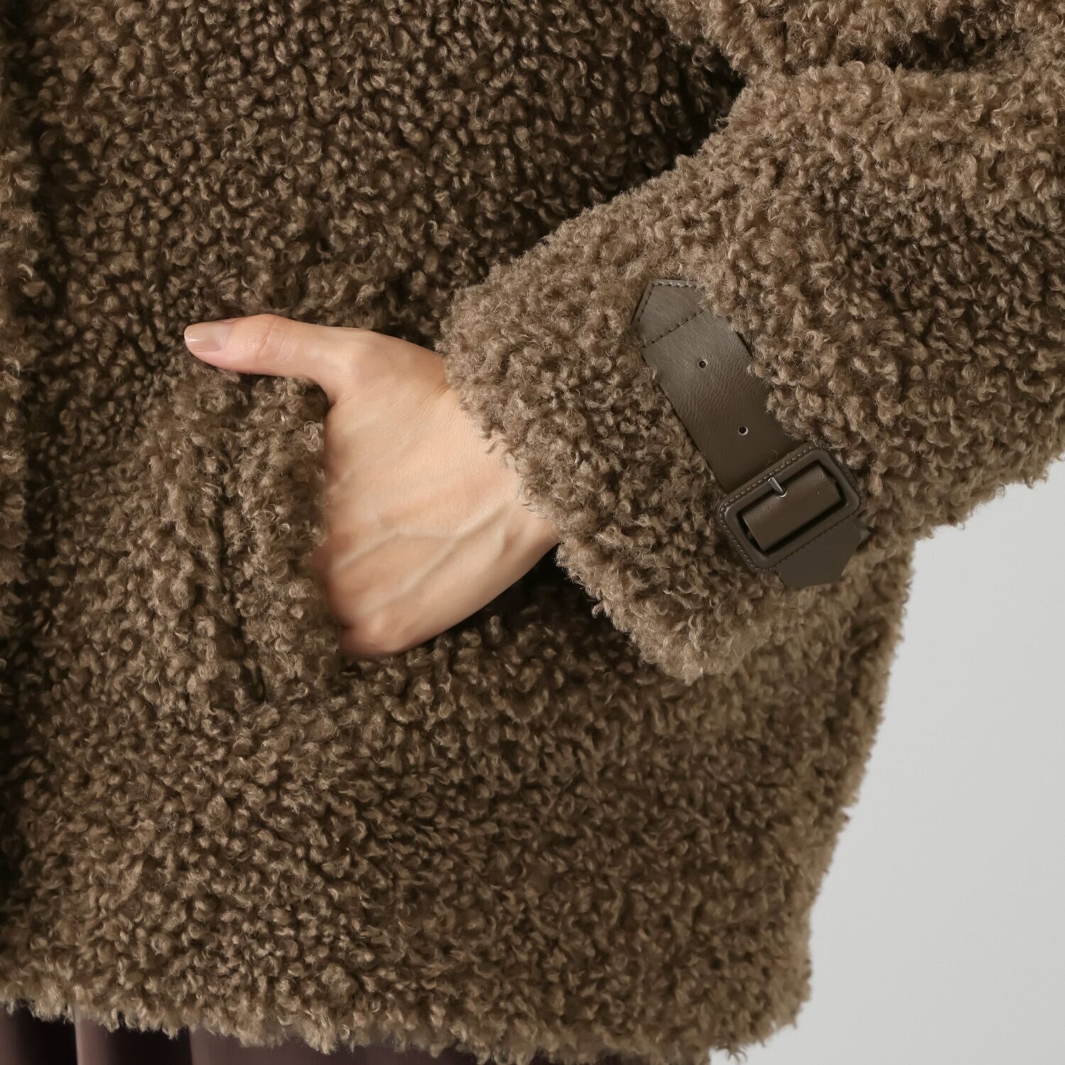 タマミ　ワタナベ プードルジャケット “カーリープードル”