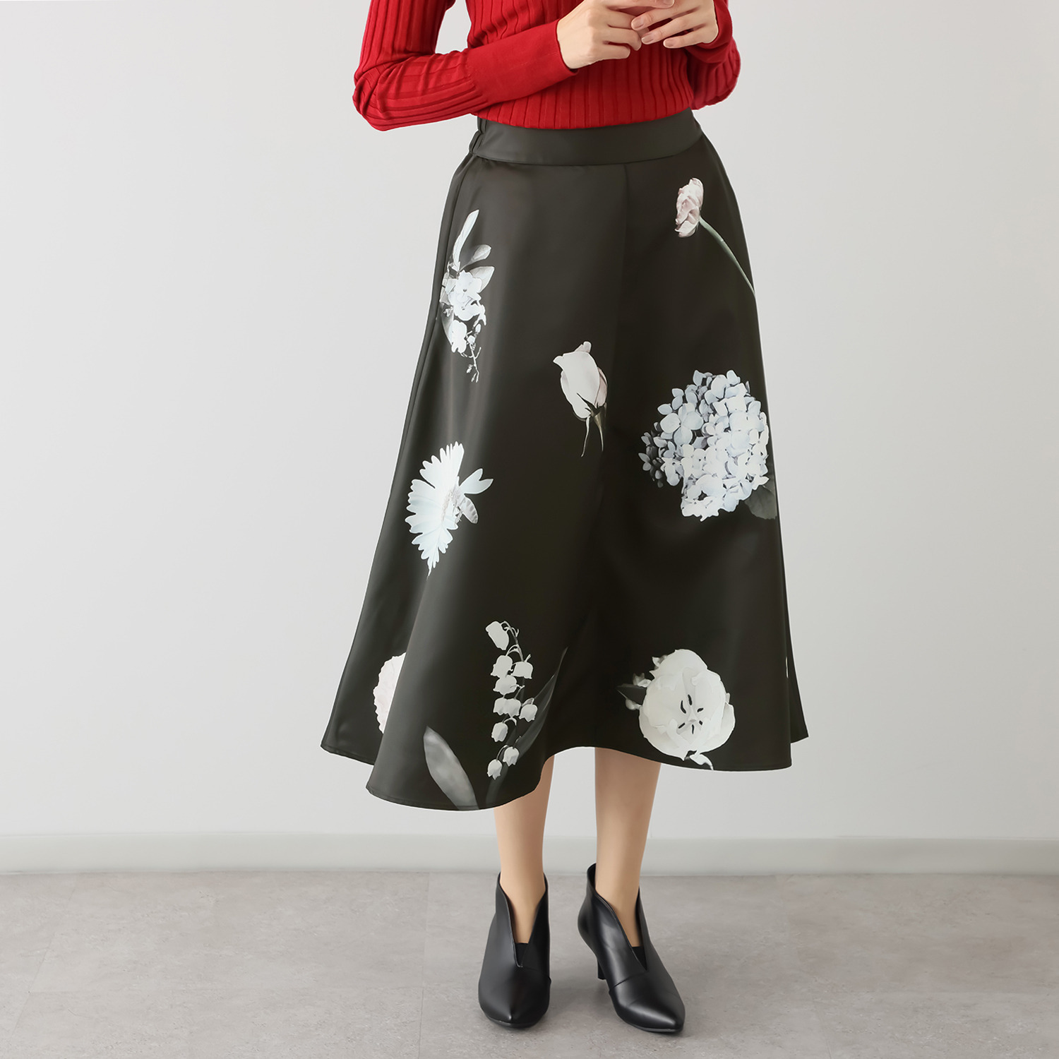 タマミ　ワタナベ ポーレンガーデン フラワープリント フレアースカート