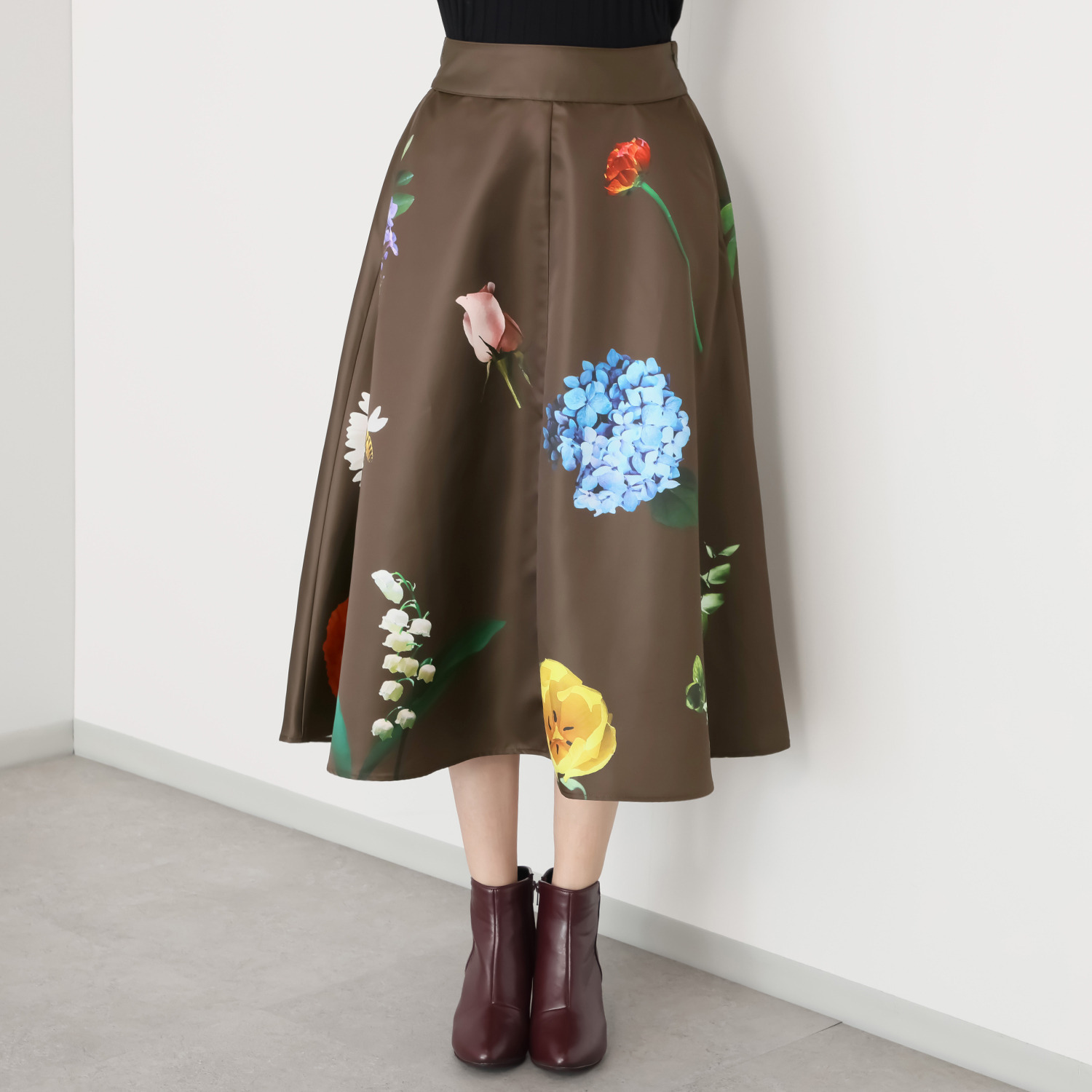 タマミ　ワタナベ ポーレンガーデン フラワープリント フレアースカート