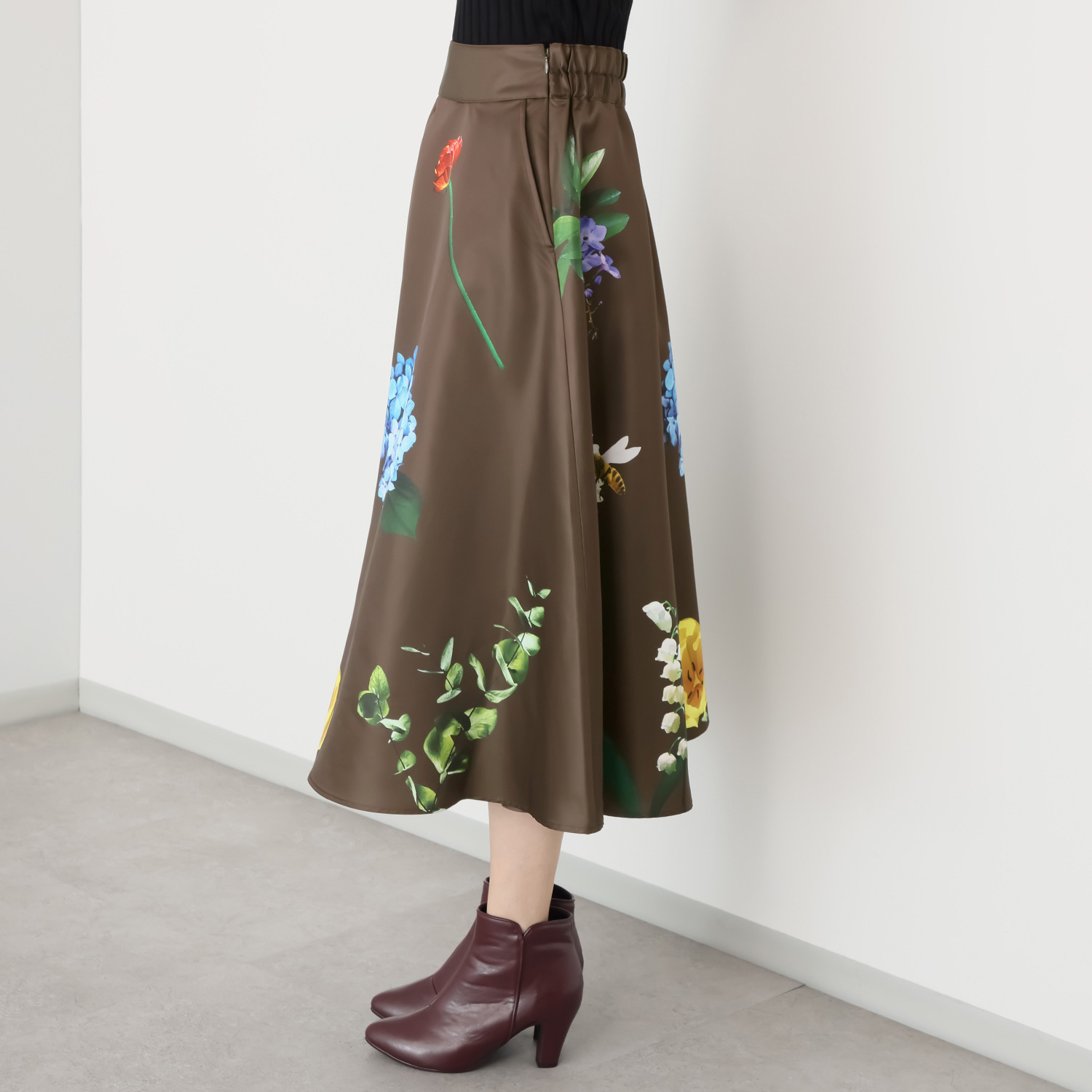 タマミ　ワタナベ ポーレンガーデン フラワープリント フレアースカート