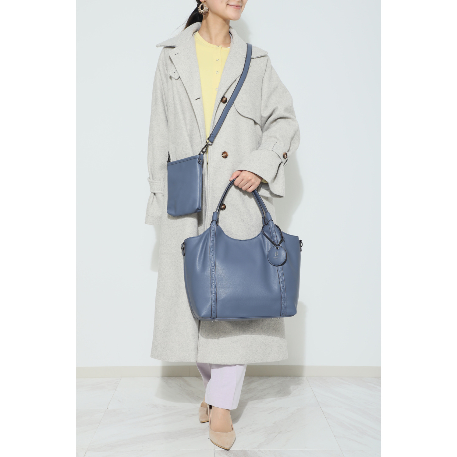 グッシオイタリー はっ水 レザータッチ素材 トートバッグ＆ ミニポシェットセット ＜ロゴチャーム付＞