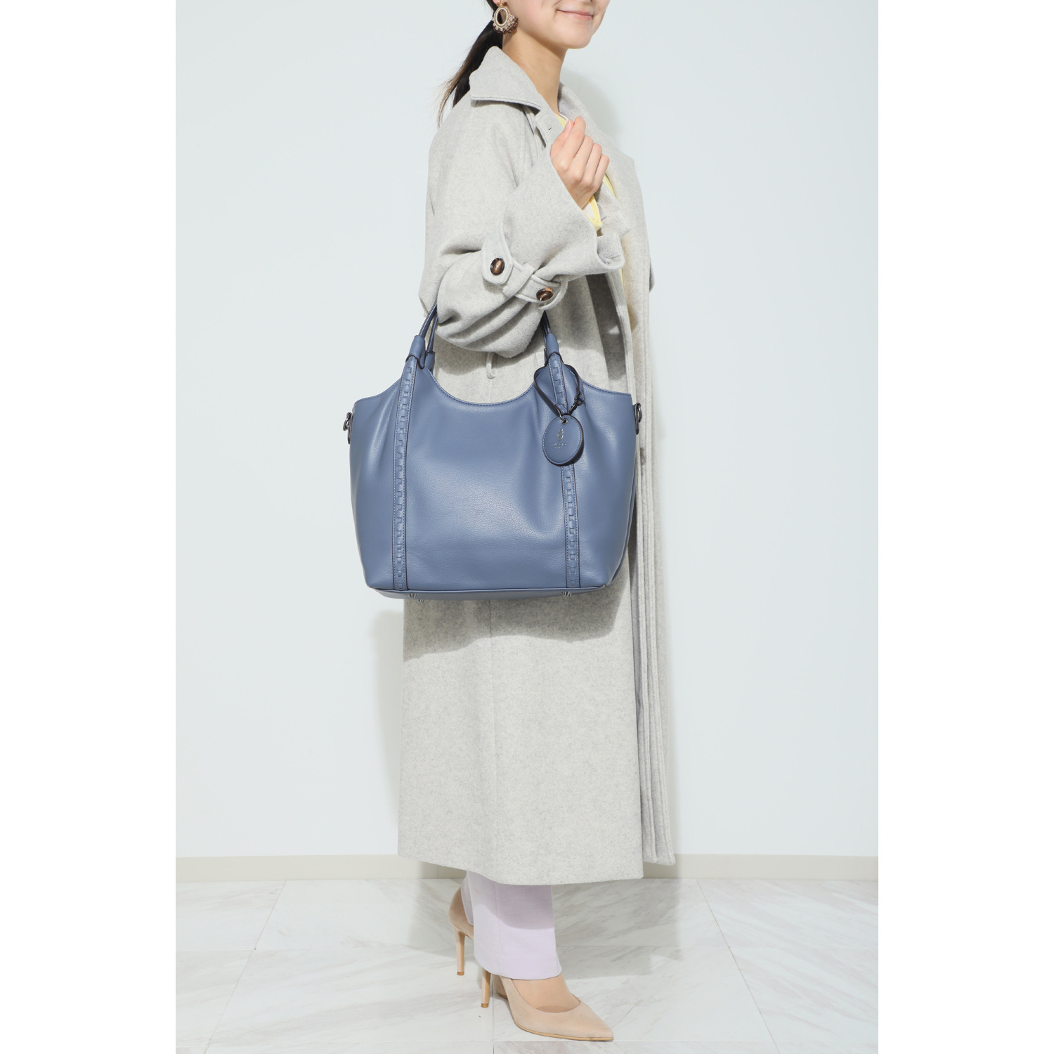 グッシオイタリー はっ水 レザータッチ素材 トートバッグ＆ ミニポシェットセット ＜ロゴチャーム付＞