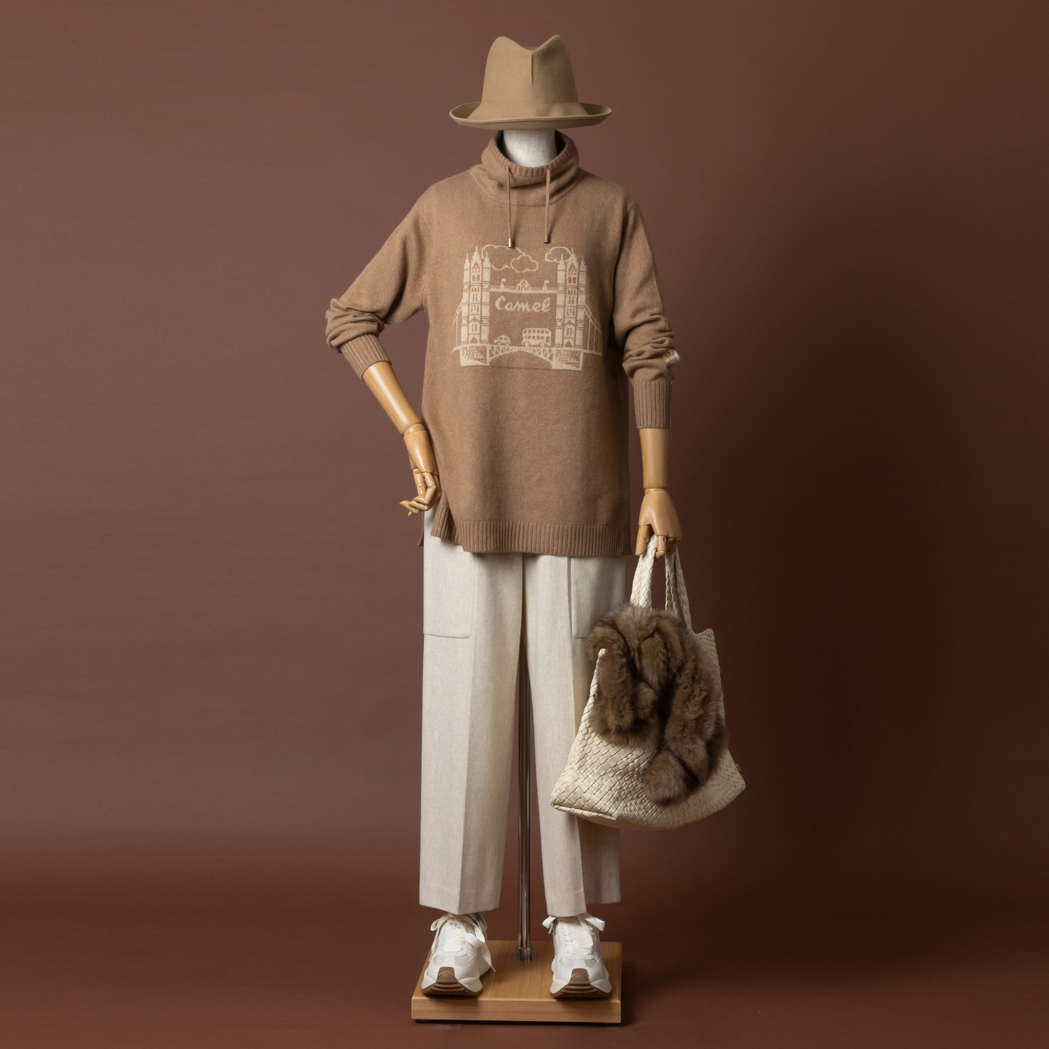 ネイチャーズ キャメル１００％ ジャガード柄 チュニックプルオーバー