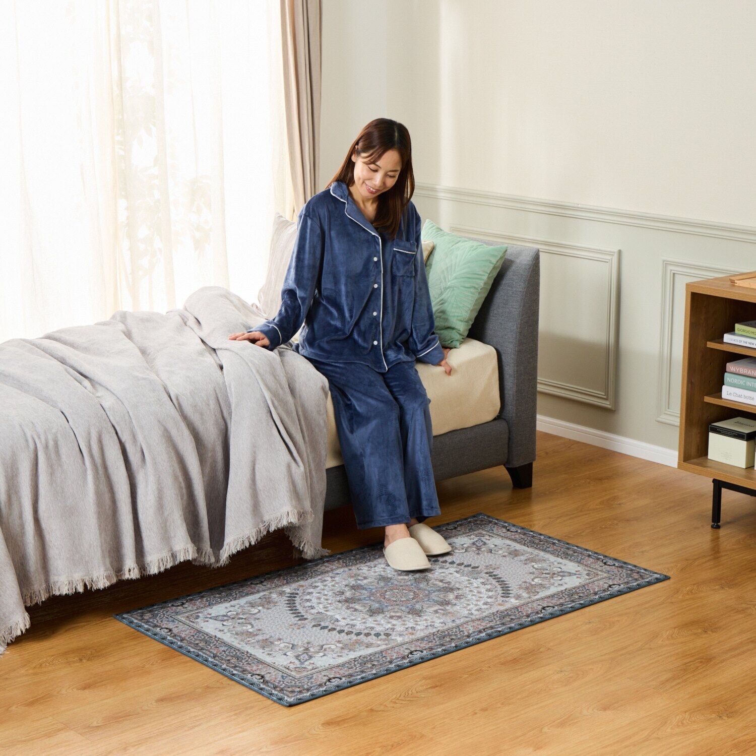 はっ水加工 ペルシャンデザイン ウールタッチカーペット “リオネッタ” ＜８０×１４０ｃｍ＞