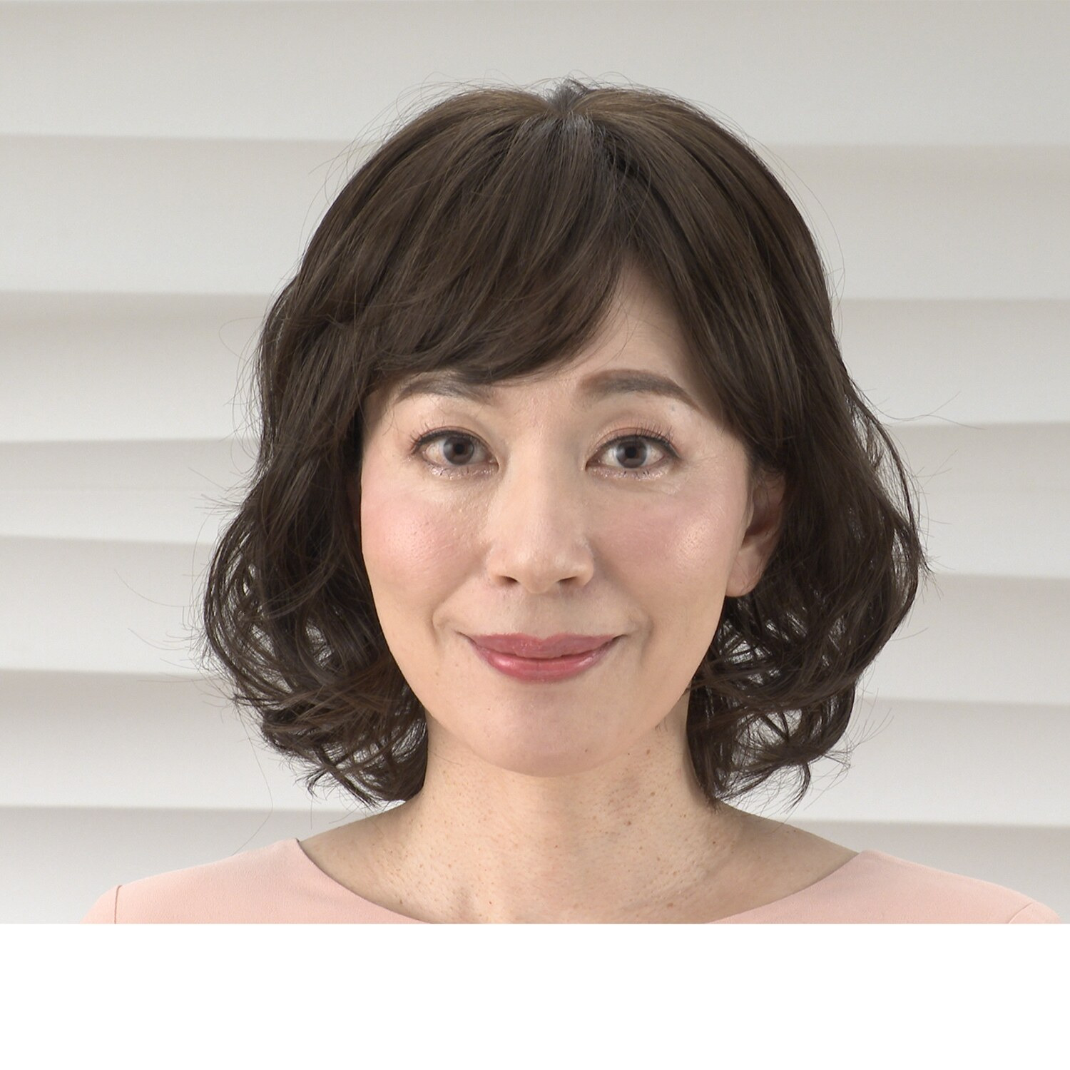 ＫＡＺＵＥウイッグ ウェイビースタイル ウイッグ