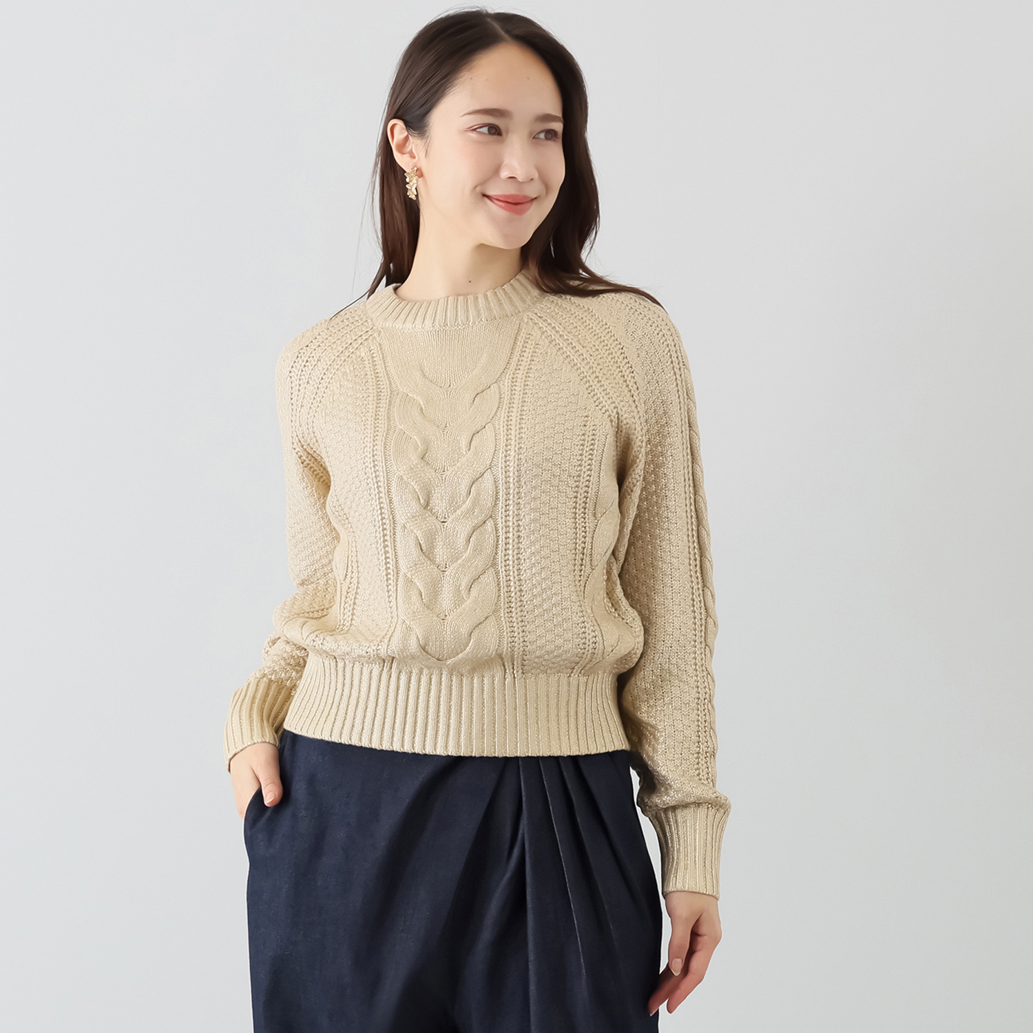 タマミ　ワタナベ シャンパーニュ　ニット 箔プリント ケーブルセーター