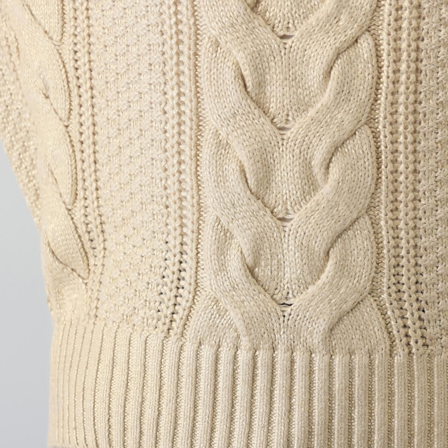 タマミ　ワタナベ シャンパーニュ　ニット 箔プリント ケーブルセーター