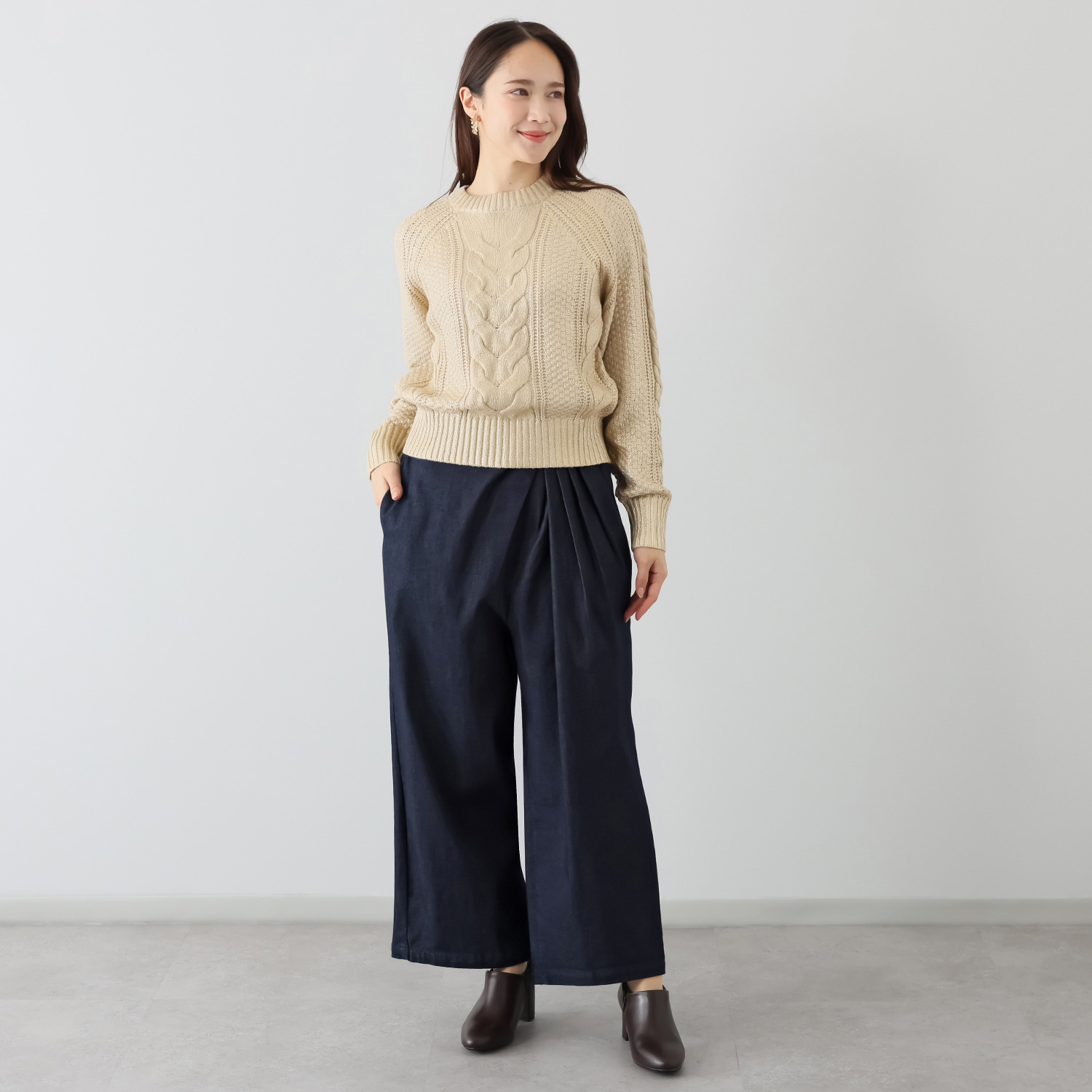 タマミ　ワタナベ シャンパーニュ　ニット 箔プリント ケーブルセーター