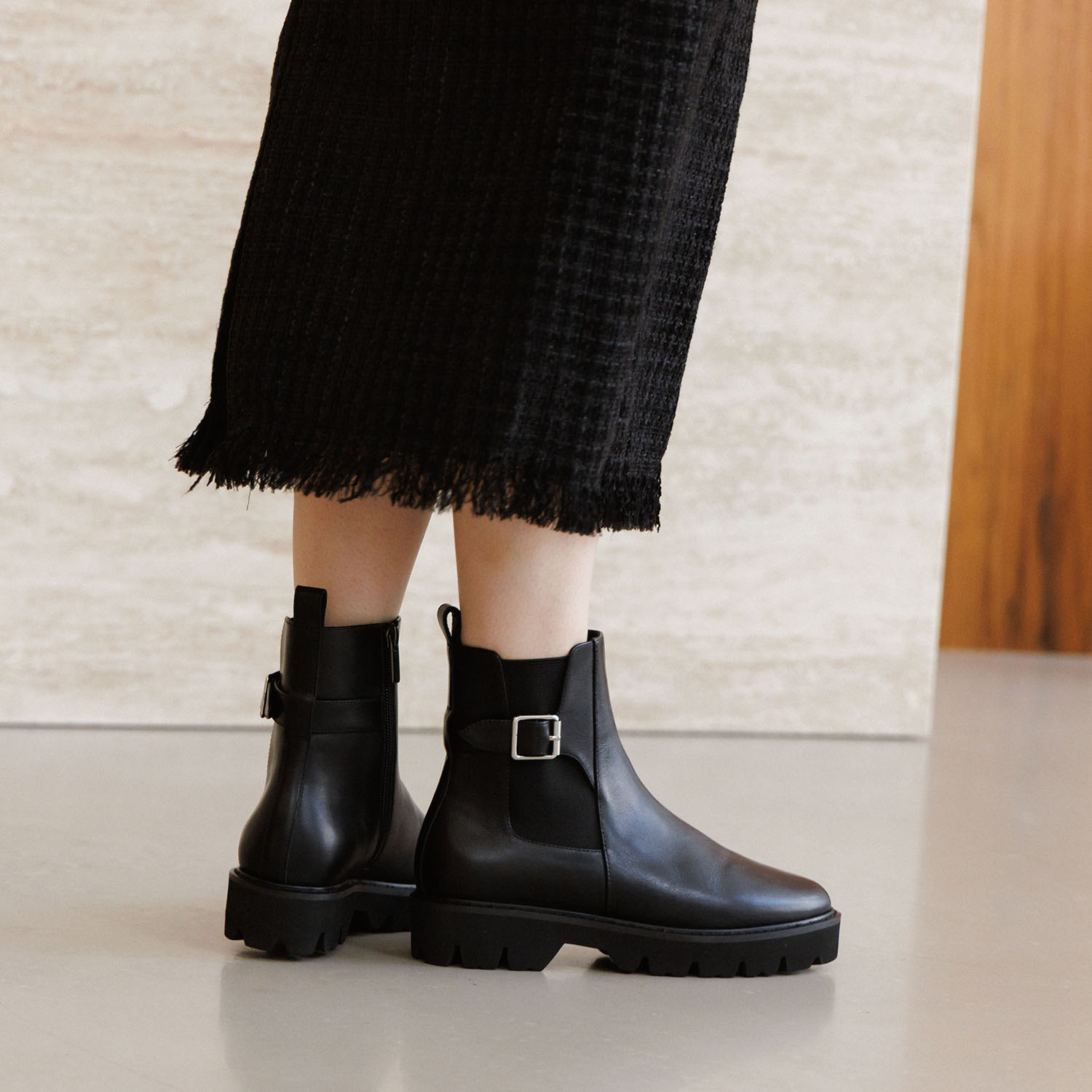 卑弥呼 日本製　はっ水牛革 トラックソール サイドゴアベルトブーツ