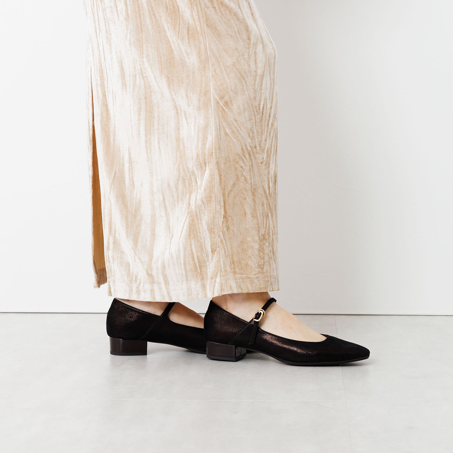 卑弥呼 日本製 レザー スクエアトゥ メリージェーンパンプス