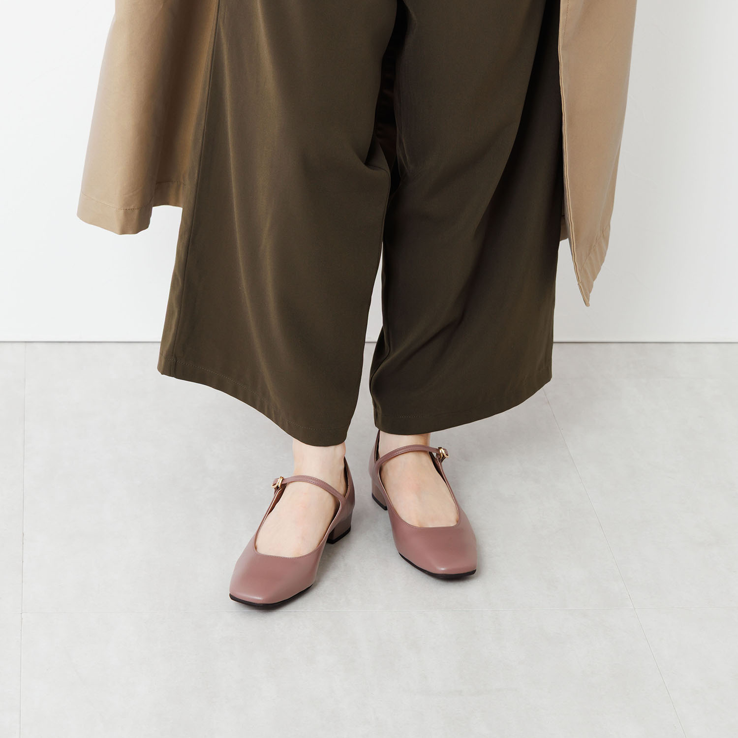 卑弥呼 日本製 レザー スクエアトゥ メリージェーンパンプス