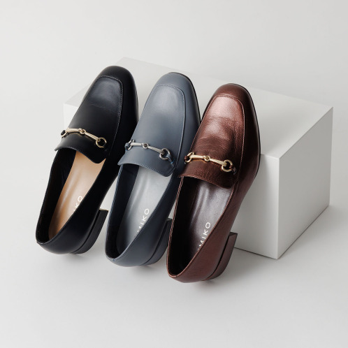 卑弥呼　日本製　はっ水牛革　スクエアトゥ　ビットローファー