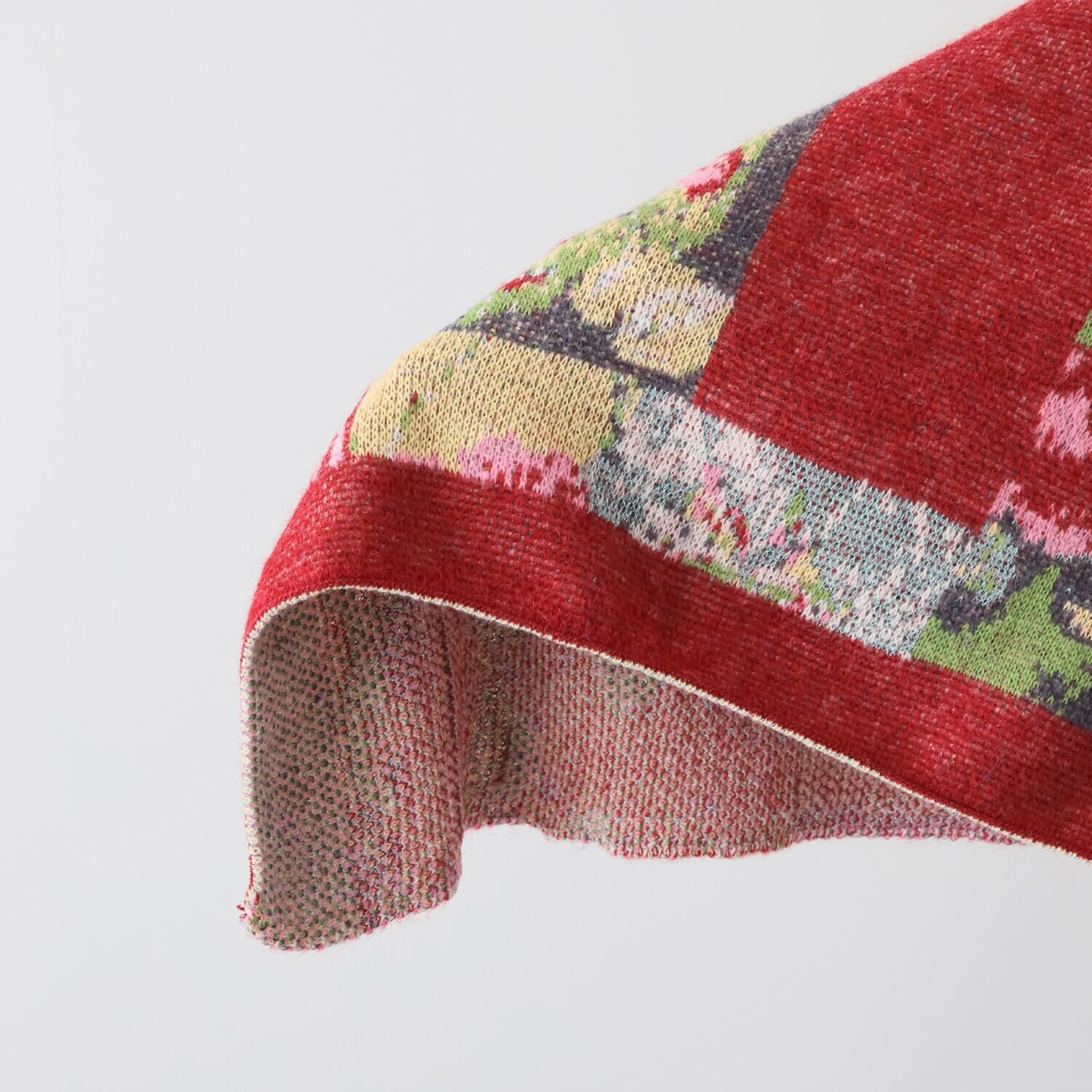 ニジイロキャンプ 日本製 ふわふわ加工 ウール混大判ストール