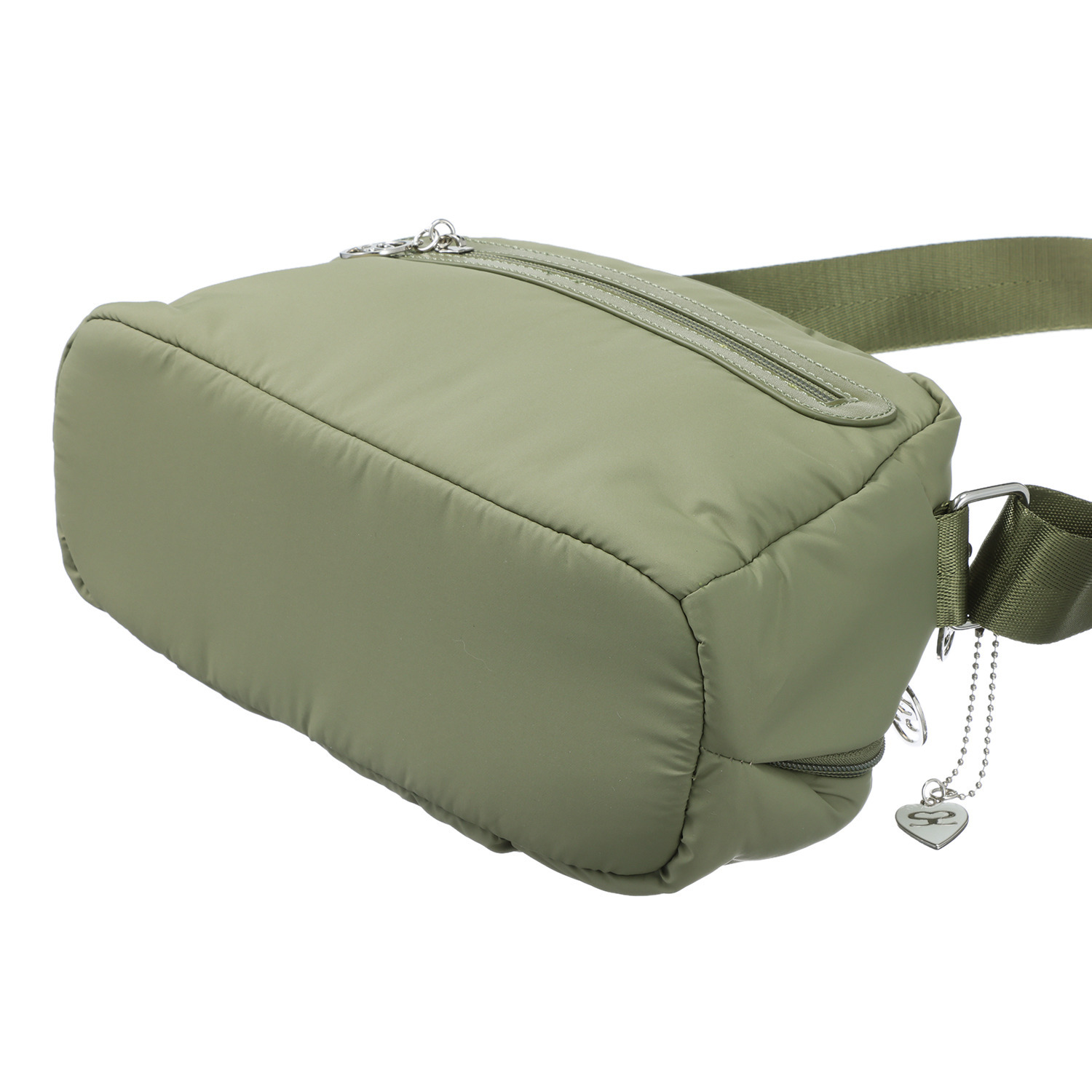 サボイ はっ水　軽量 くまビジュウアクセント 中わた入り ショルダーバッグ