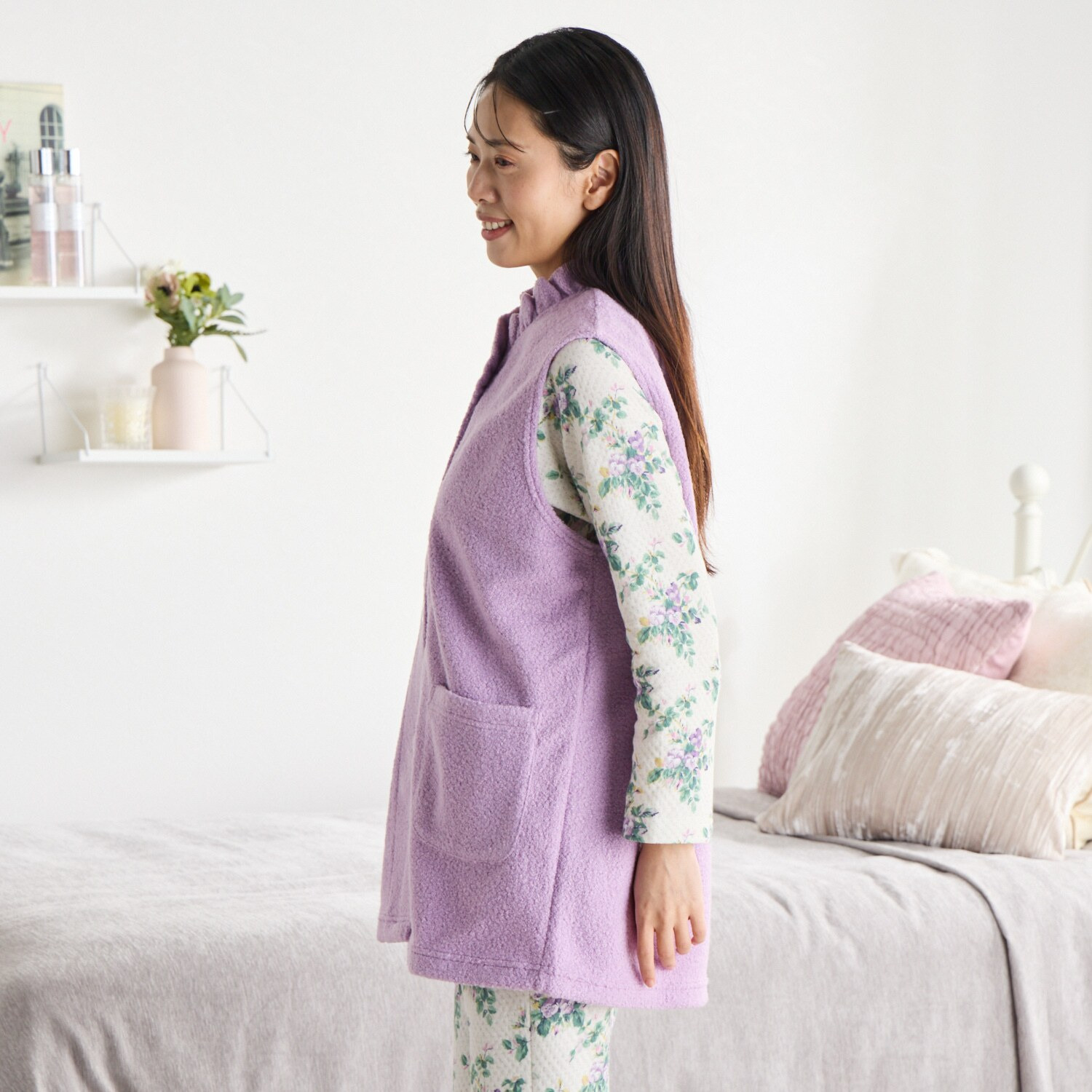 ローラアシュレイ ボアフリース ジレ