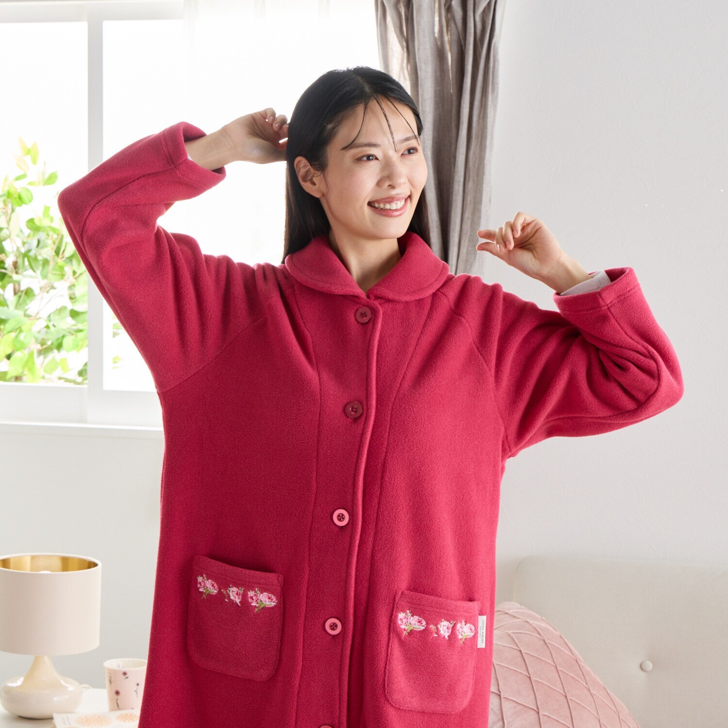 ローラアシュレイ 無地× クチュールローズ刺しゅう ロングガウン