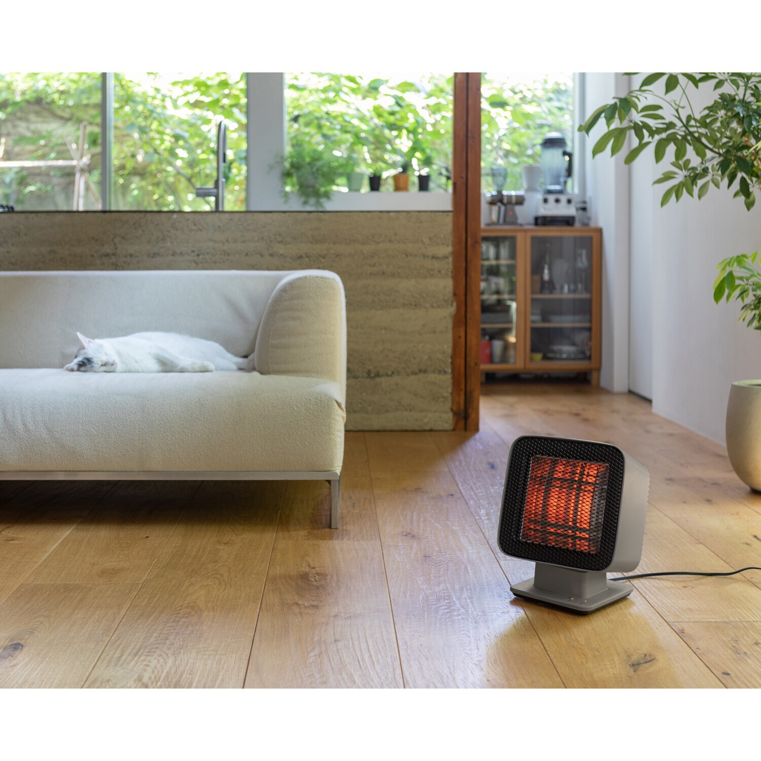 プラスマイナスゼロ キューブ型でかわいい！ コンパクトなのに しっかりあたたかい お手入れもしやすくなった リフレクトヒーター２ ＸＨＳ−Ｋ３１１