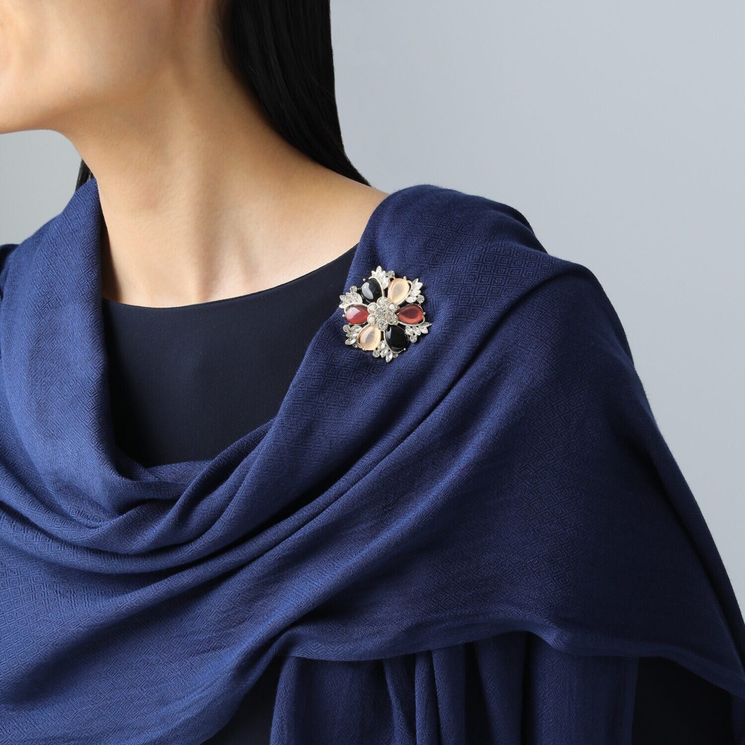 クイーンズシークレット 小枝流愛されジュエリー マグネットブローチ＆ ロングネックレス