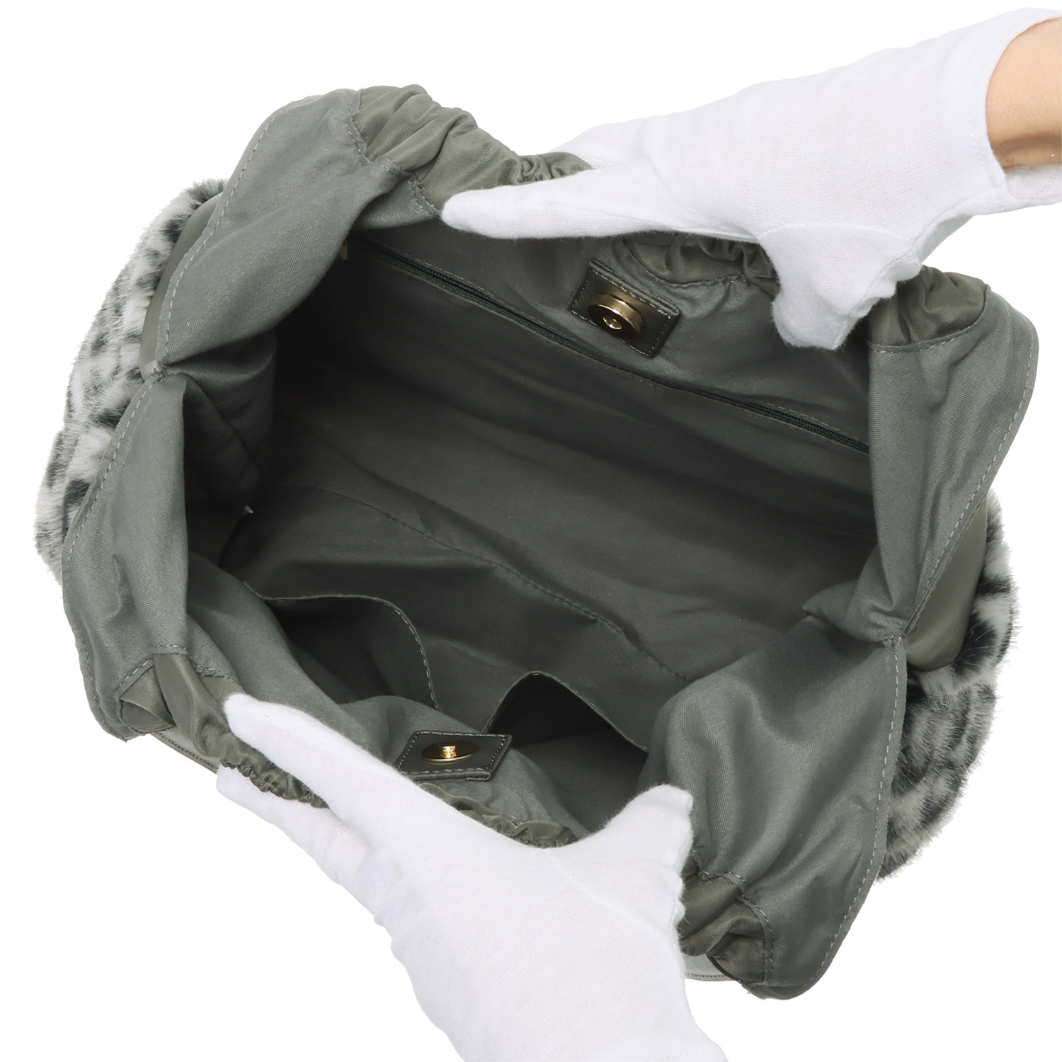 ベルモサ 軽量　Ａ４対応 レオパードフェイクファー トートバッグ