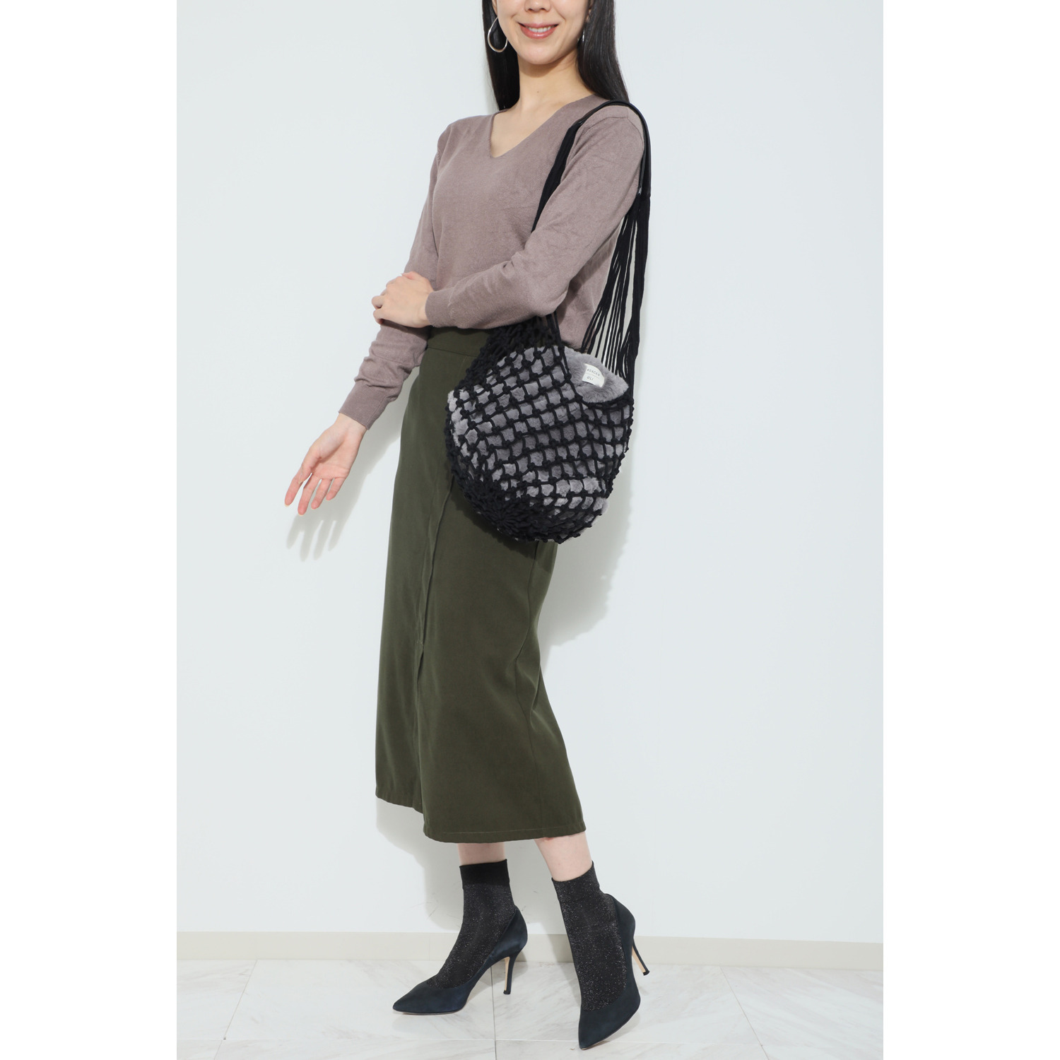 ベルモサ 軽量 巾着フェイクファー メッシュバッグ