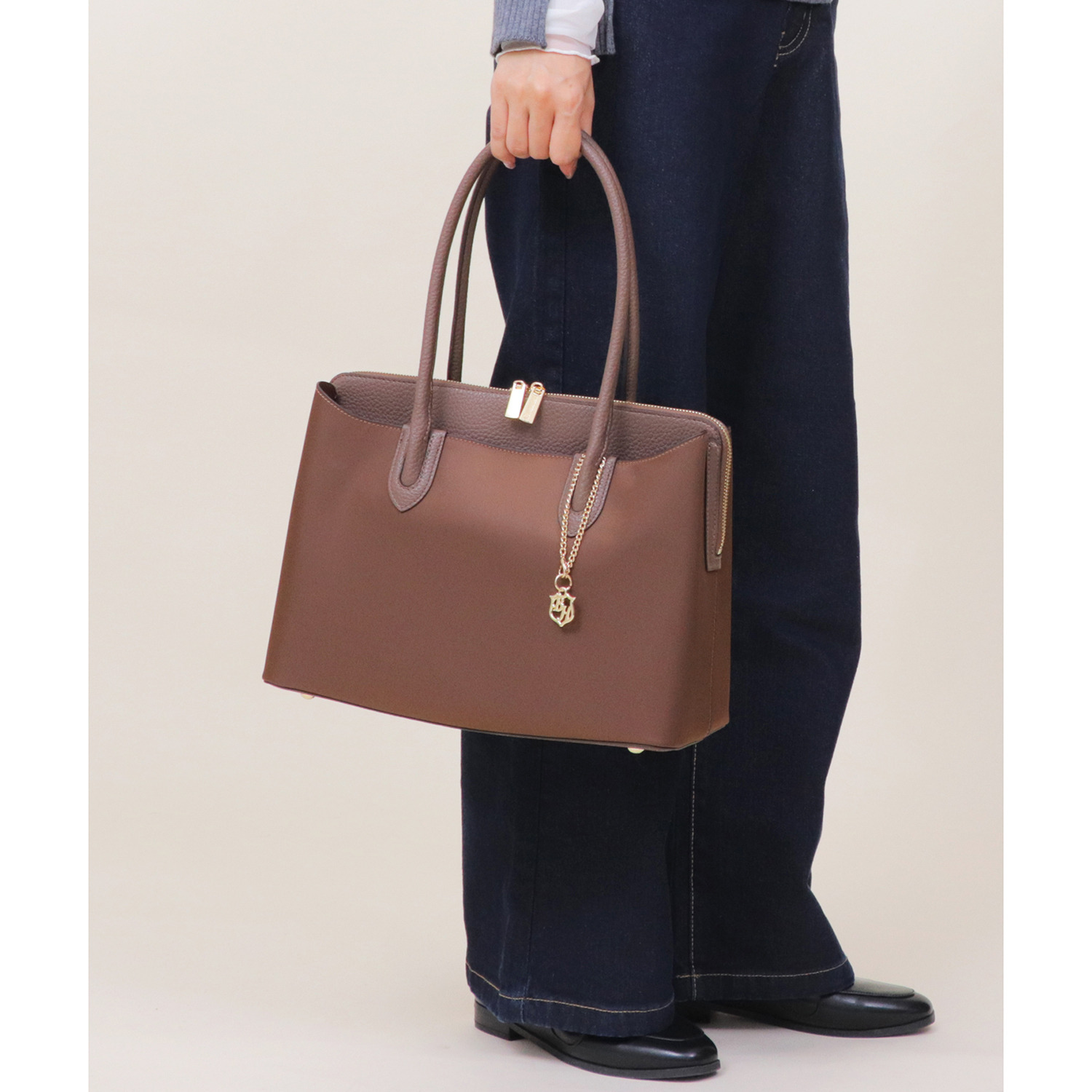 ベルモサ Ａ４対応　異素材コンビ ２ウェイ ３層トートバッグ