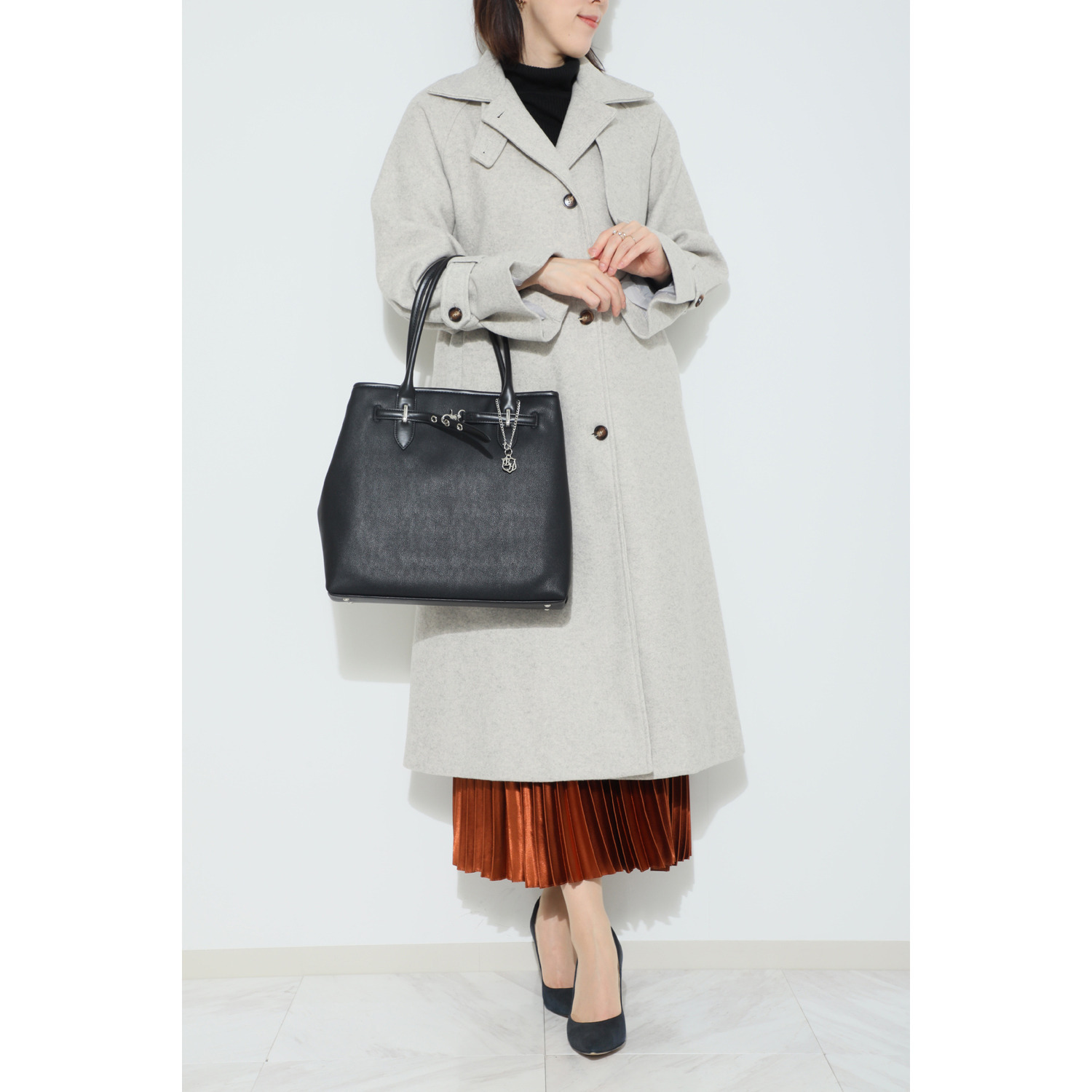 ベルモサ ベルトデザイン Ａ４対応 ２層トートバッグ