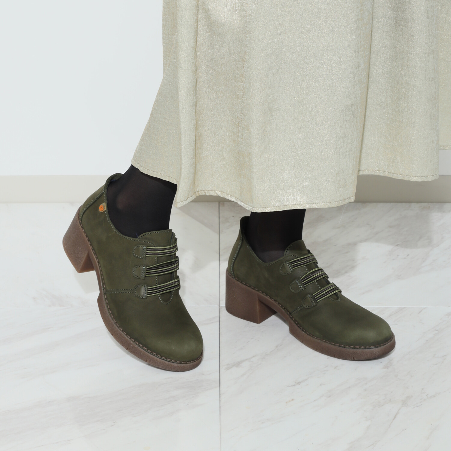 ジャングラ 牛革カジュアルシューズ