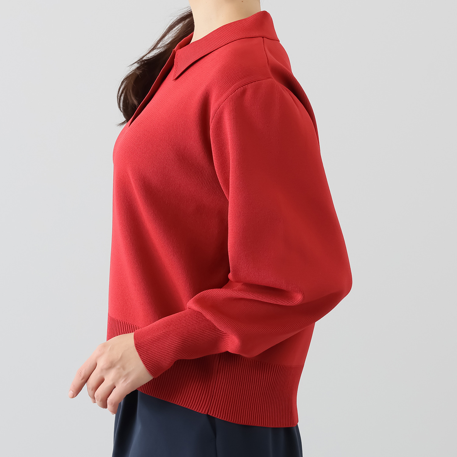 イロプライム ふんわりシルエットの 華やかニットポロシャツ