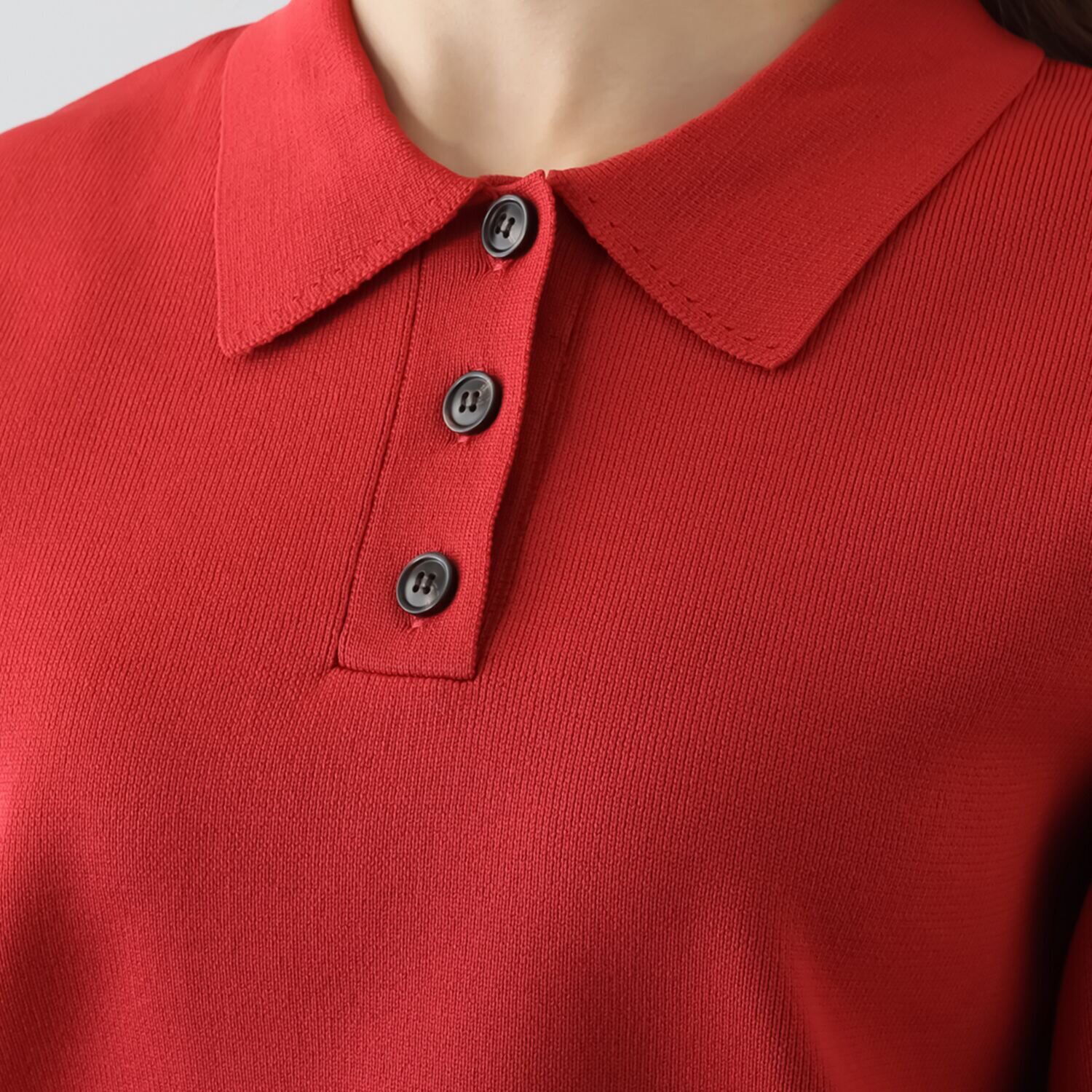 イロプライム ふんわりシルエットの 華やかニットポロシャツ