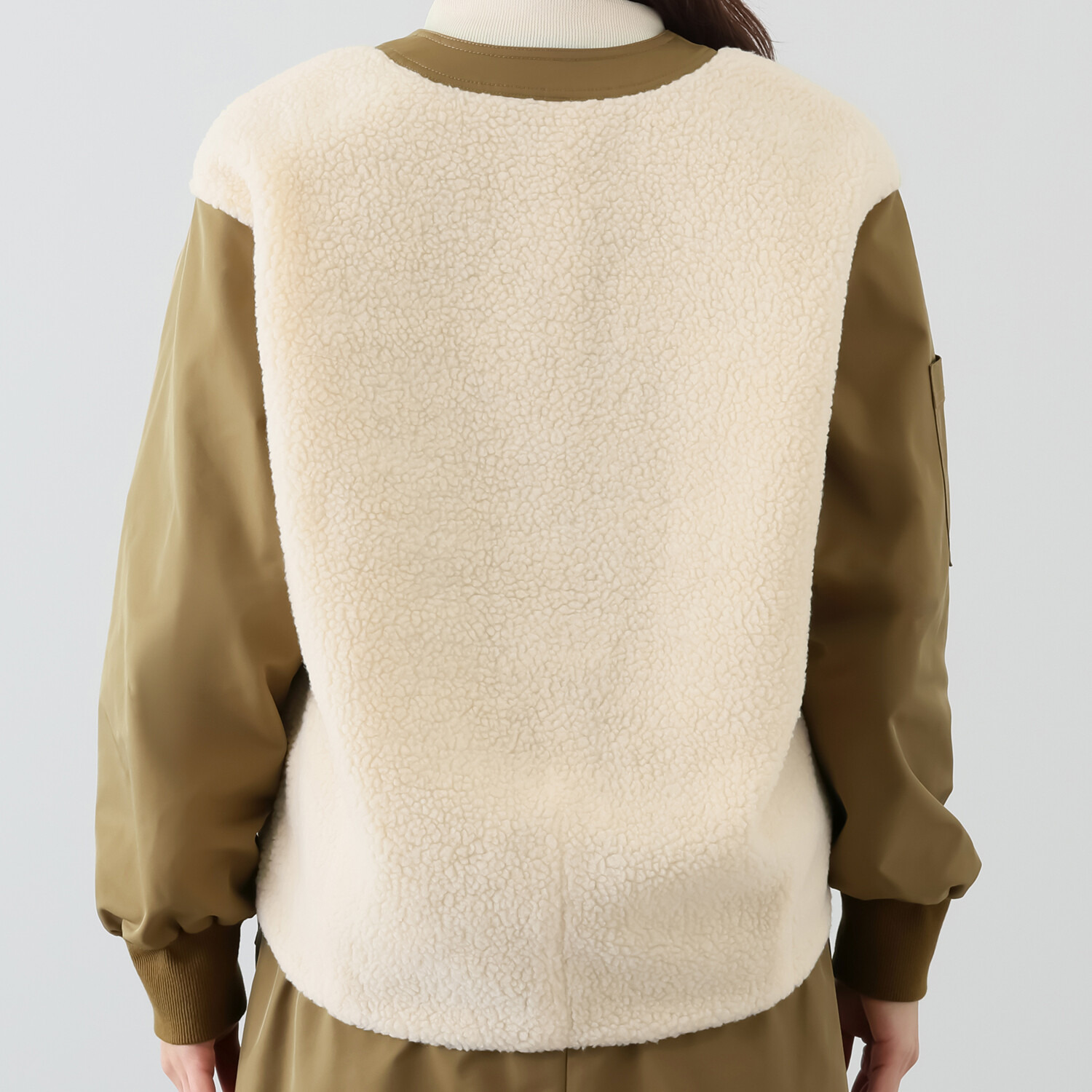 イロプライム 羽織り感覚の あったかボアブルゾン