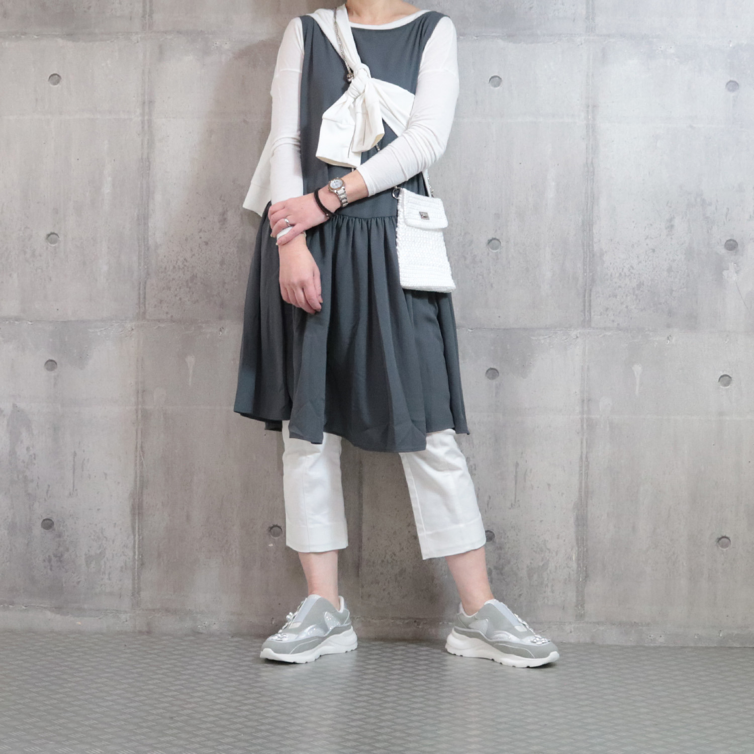 パドルージュ フラワーアクセント 軽量スリッポンシューズ