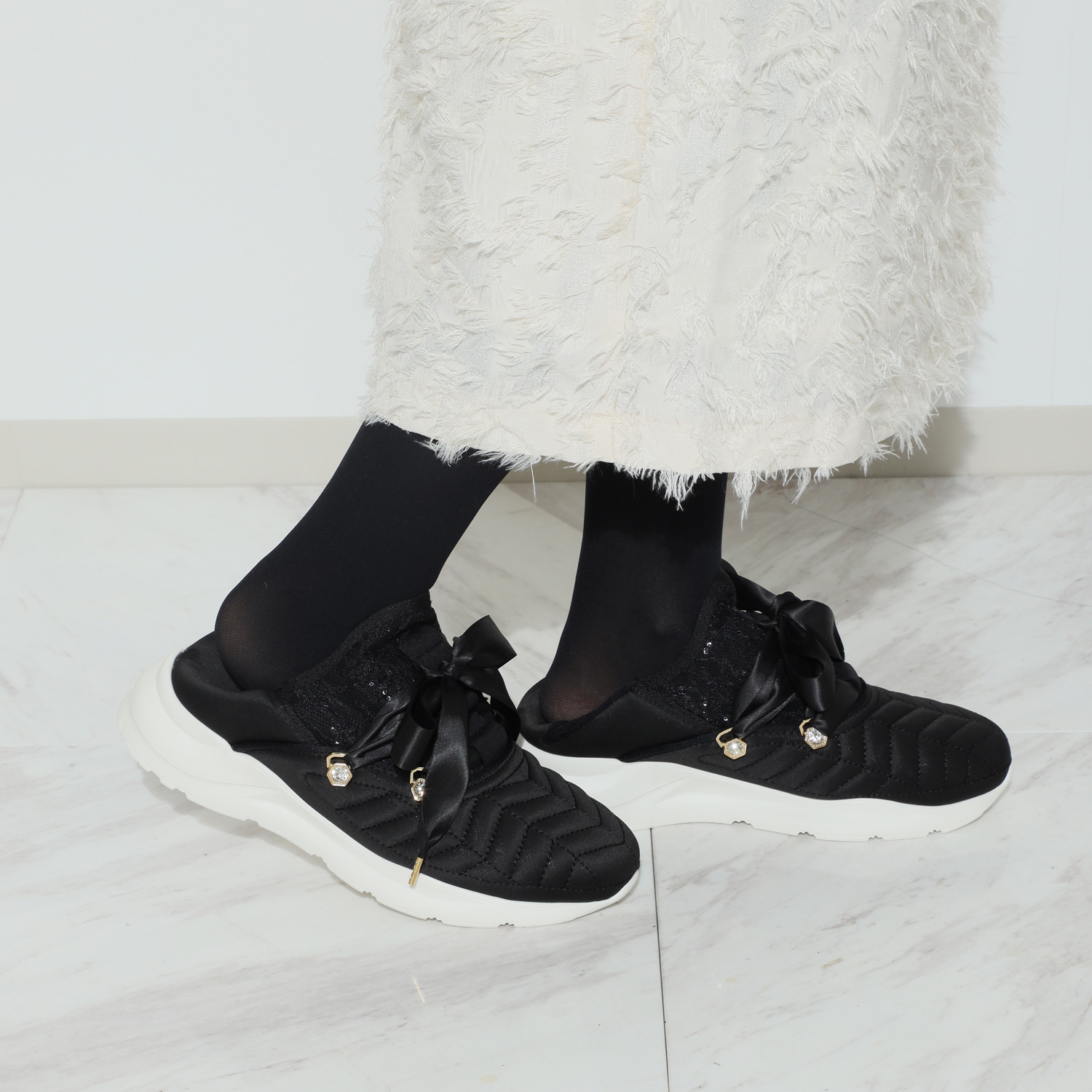 パドルージュ リボンアクセント 軽量スリッポンシューズ