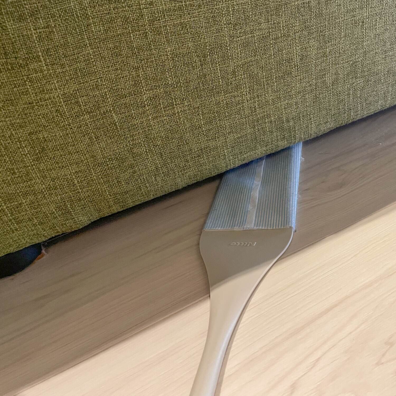 ニトムズ 諦めていた場所のゴミも しっかりキャッチ！ 革新的なお掃除アイテム すべる！孫の手ワイパー 特別セット