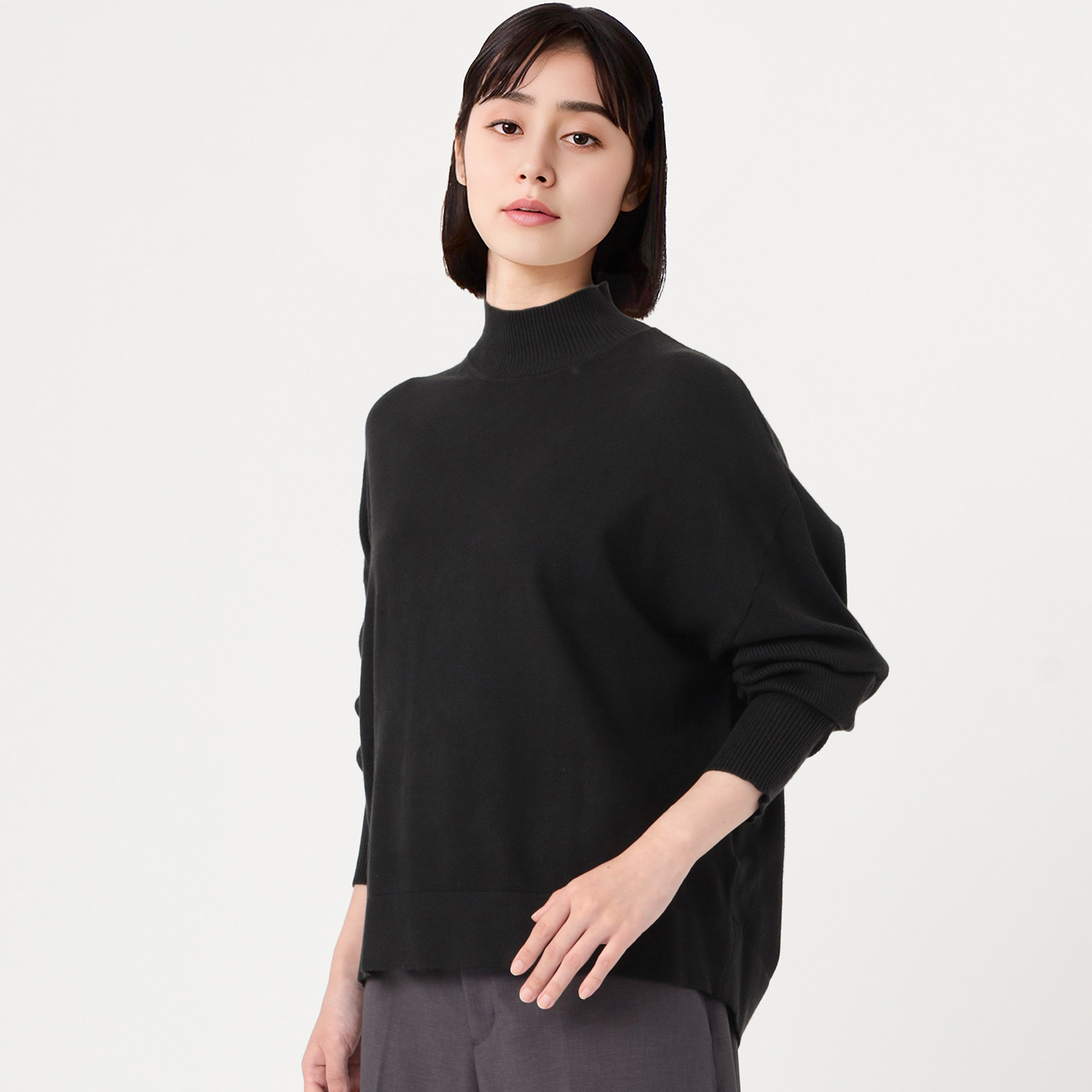 スタイル・ラヴィー バックラインアクセント ニットプルオーバー