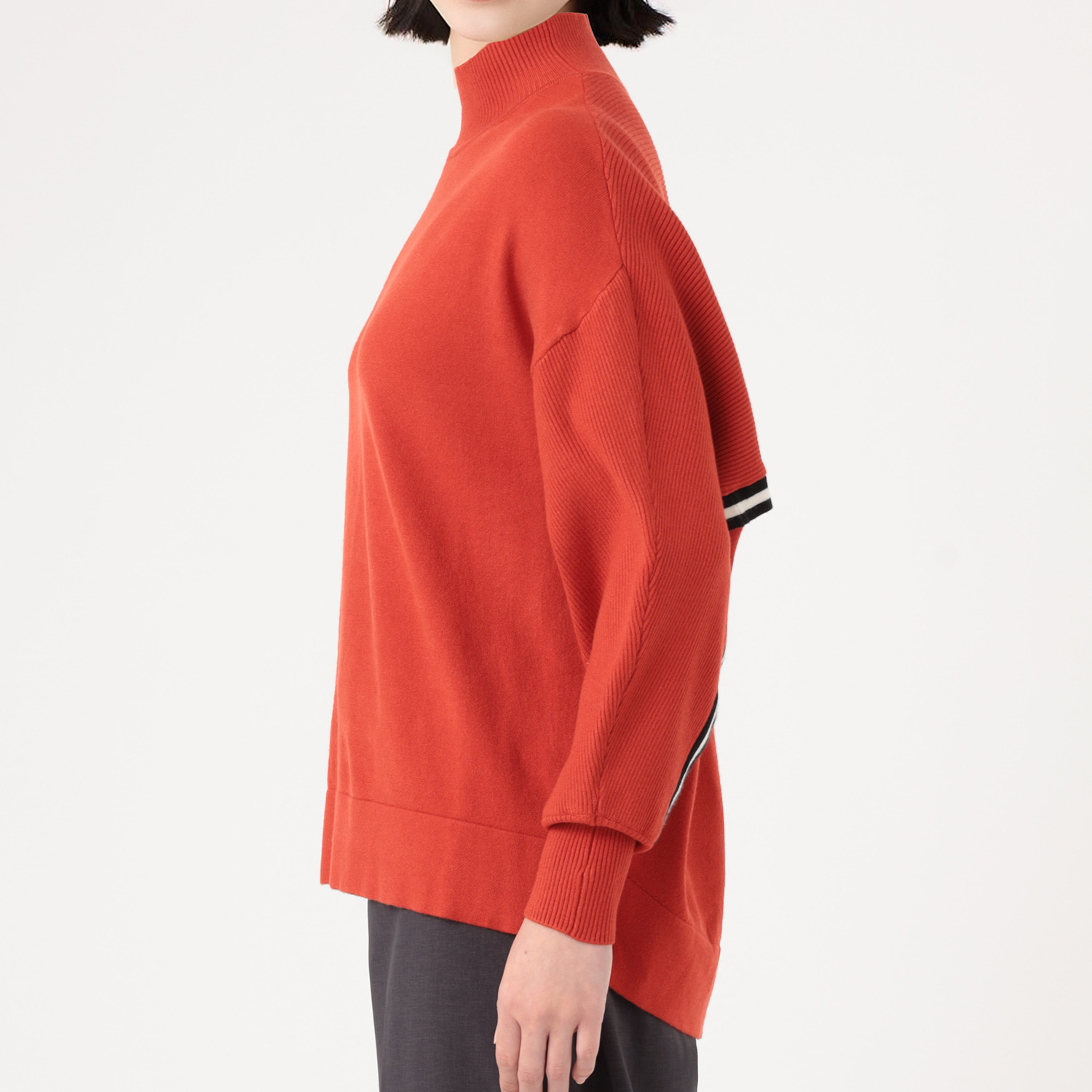 スタイル・ラヴィー バックラインアクセント ニットプルオーバー