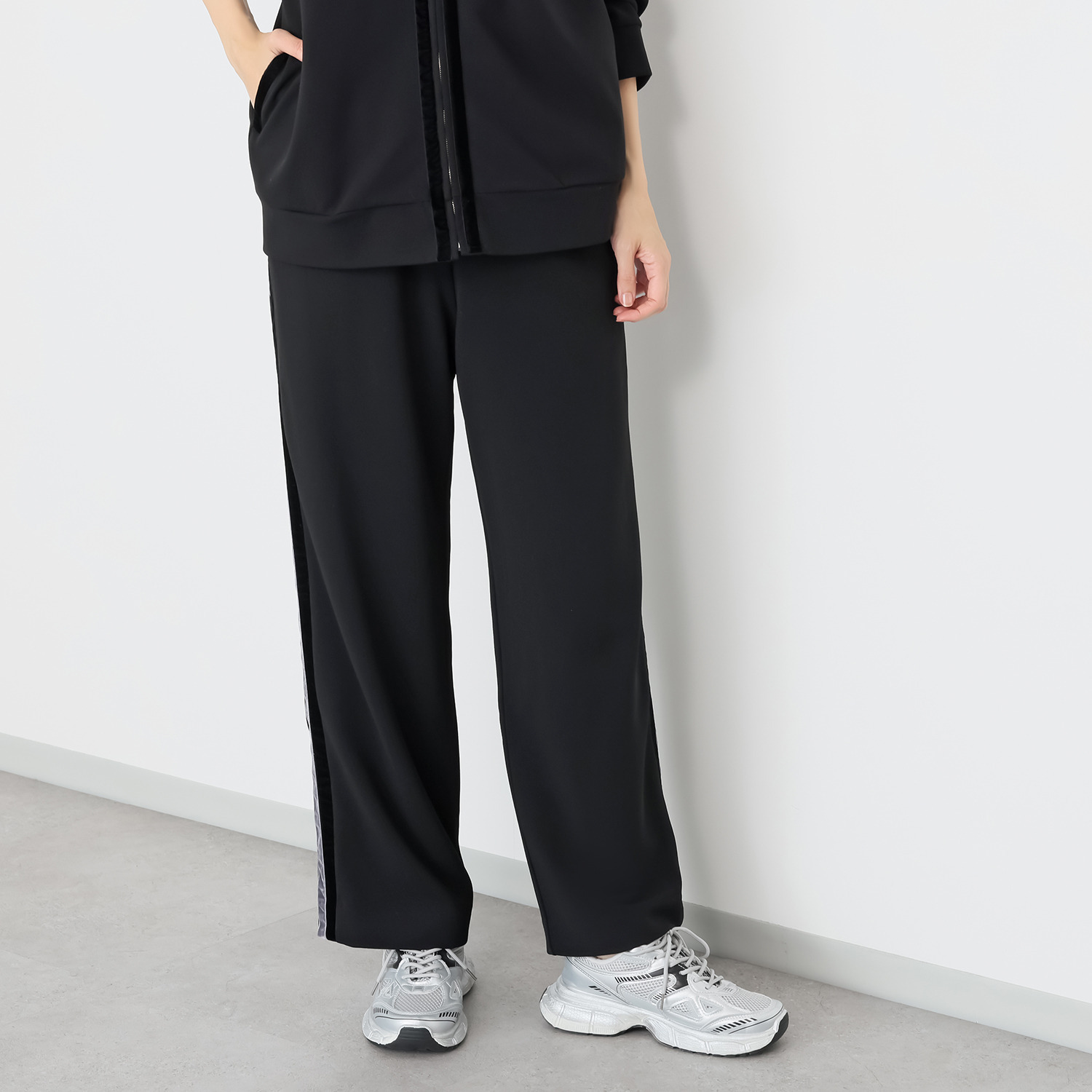 アンドスピカ 裏起毛裏地付 ジョーゼットジャージー ストレートパンツ