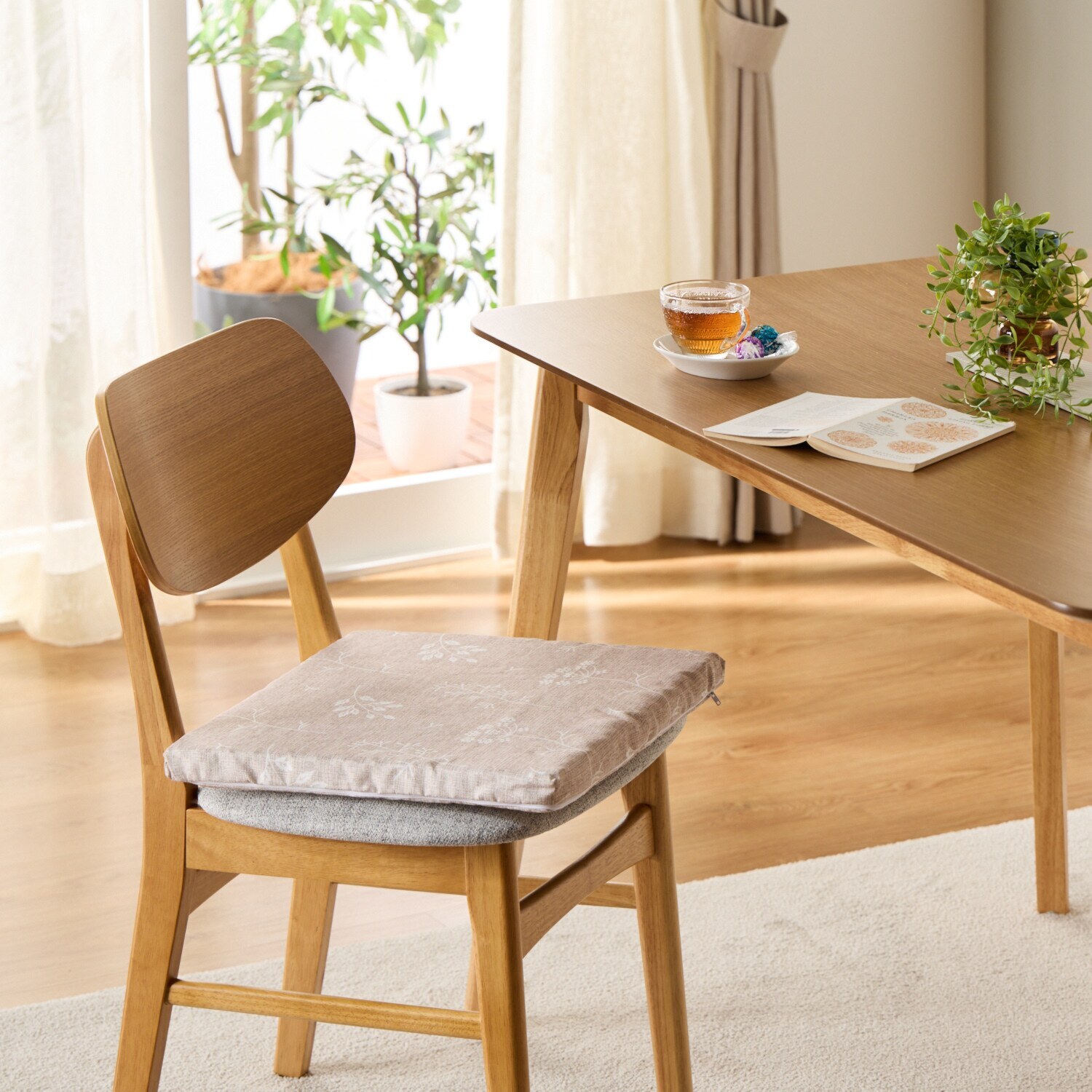 ソファーの座面に敷いて 快適な座り心地復活！ セーブルファータッチ 復活ソファーシート ＜チェア用＞